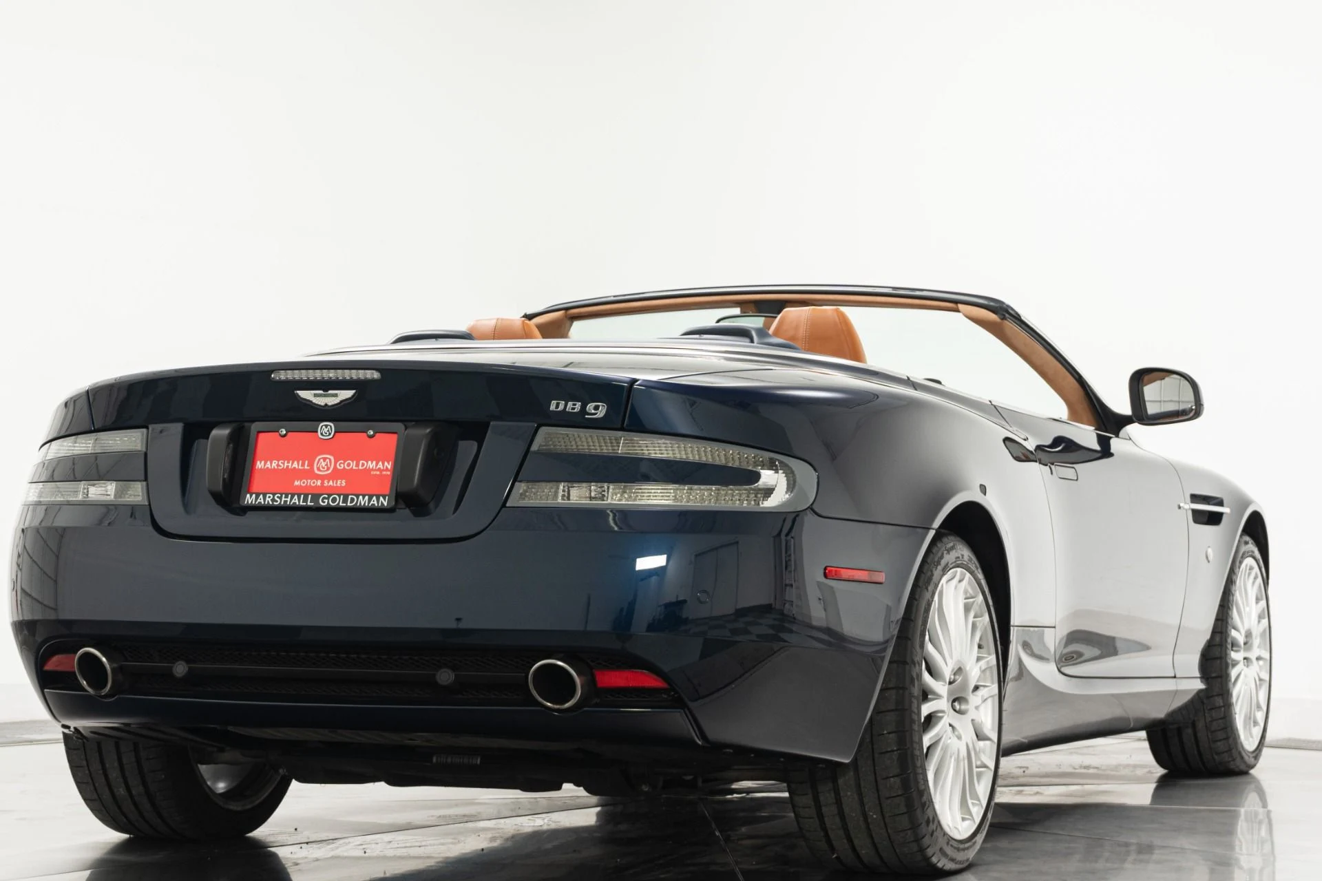 mph008_2594153145_Used_2011_Aston_Martin_DB_9_Volante_Two_Tone_Interior_V12_Power_1780003094_7be140f374