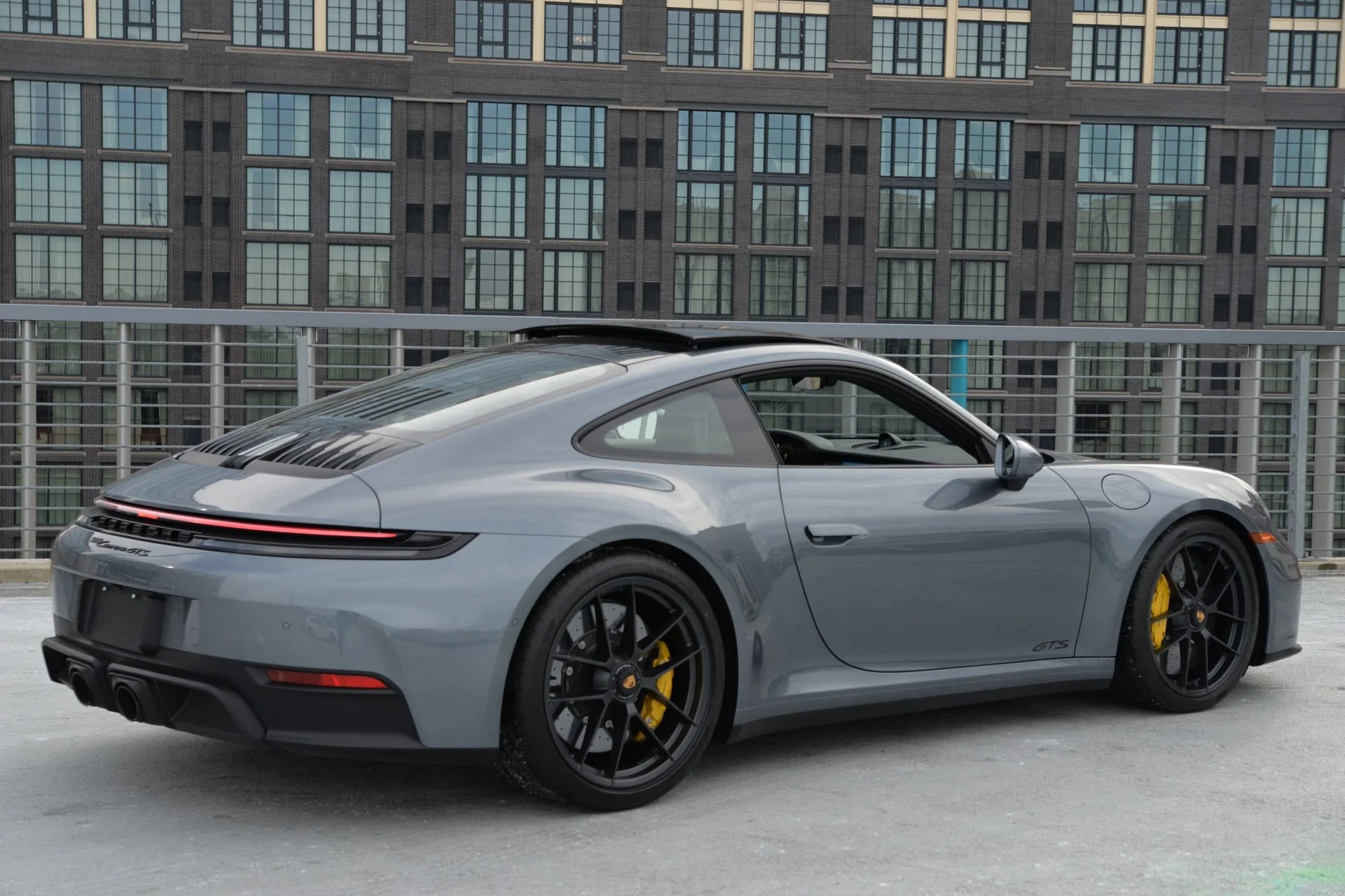 mph008_2603589224_401c596c62875e8a0ba40817166afebex_c55945dc05