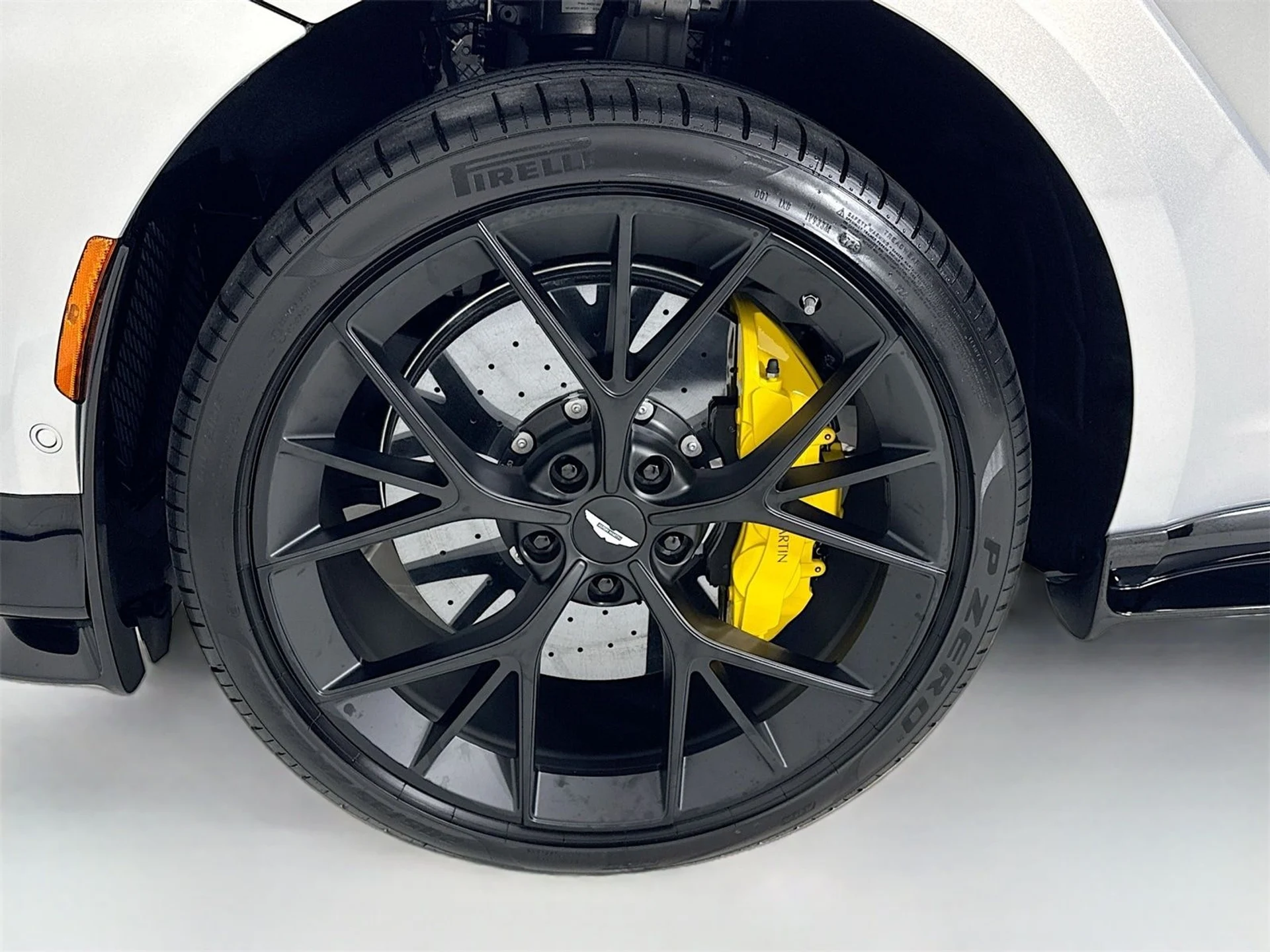 mph008_2605991956_360686352a4185fdf123d26f76bceffax_f4a6a43153