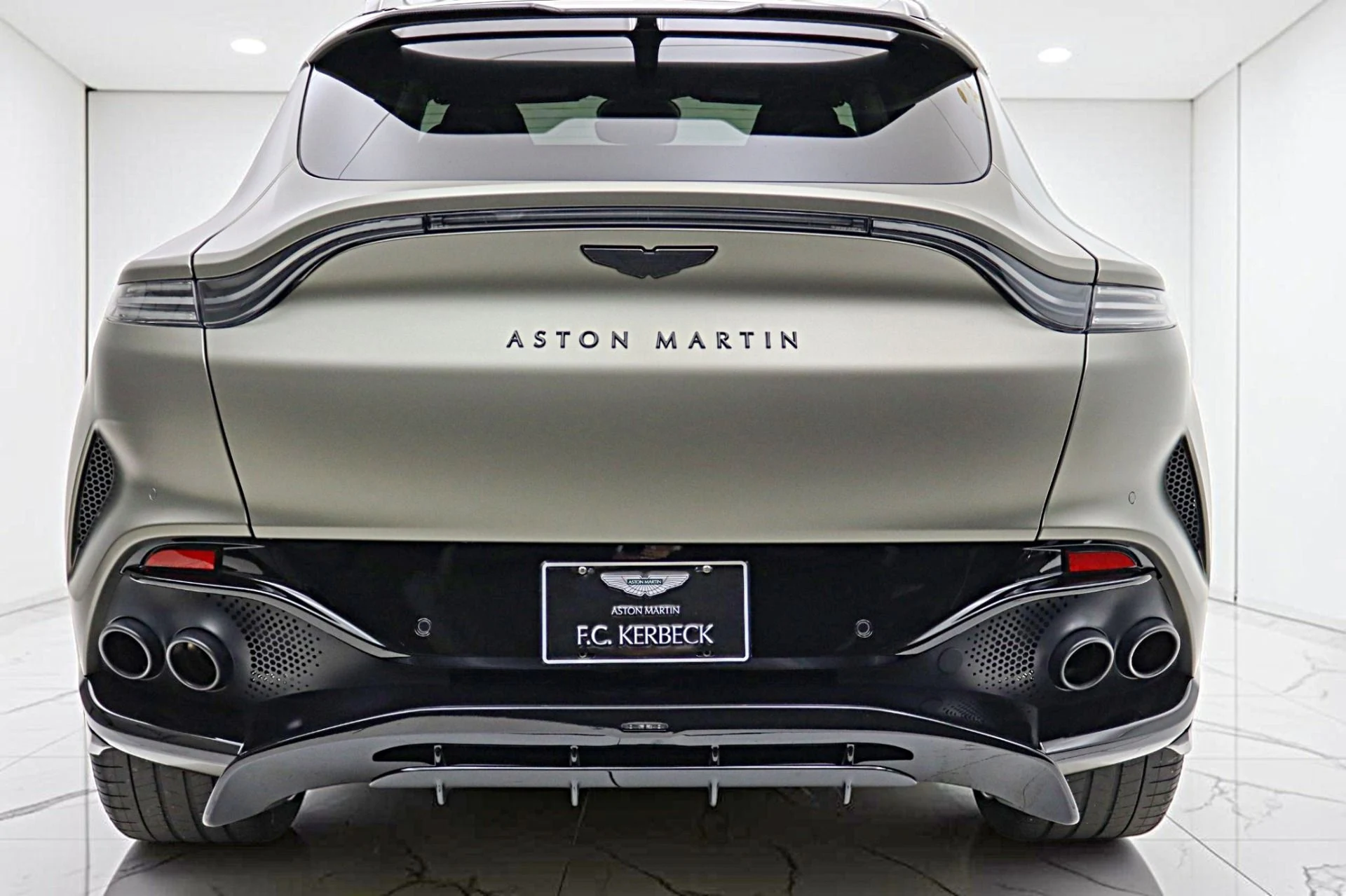 mph008_2616944903_Used_2023_Aston_Martin_DBX_707_ca87349732