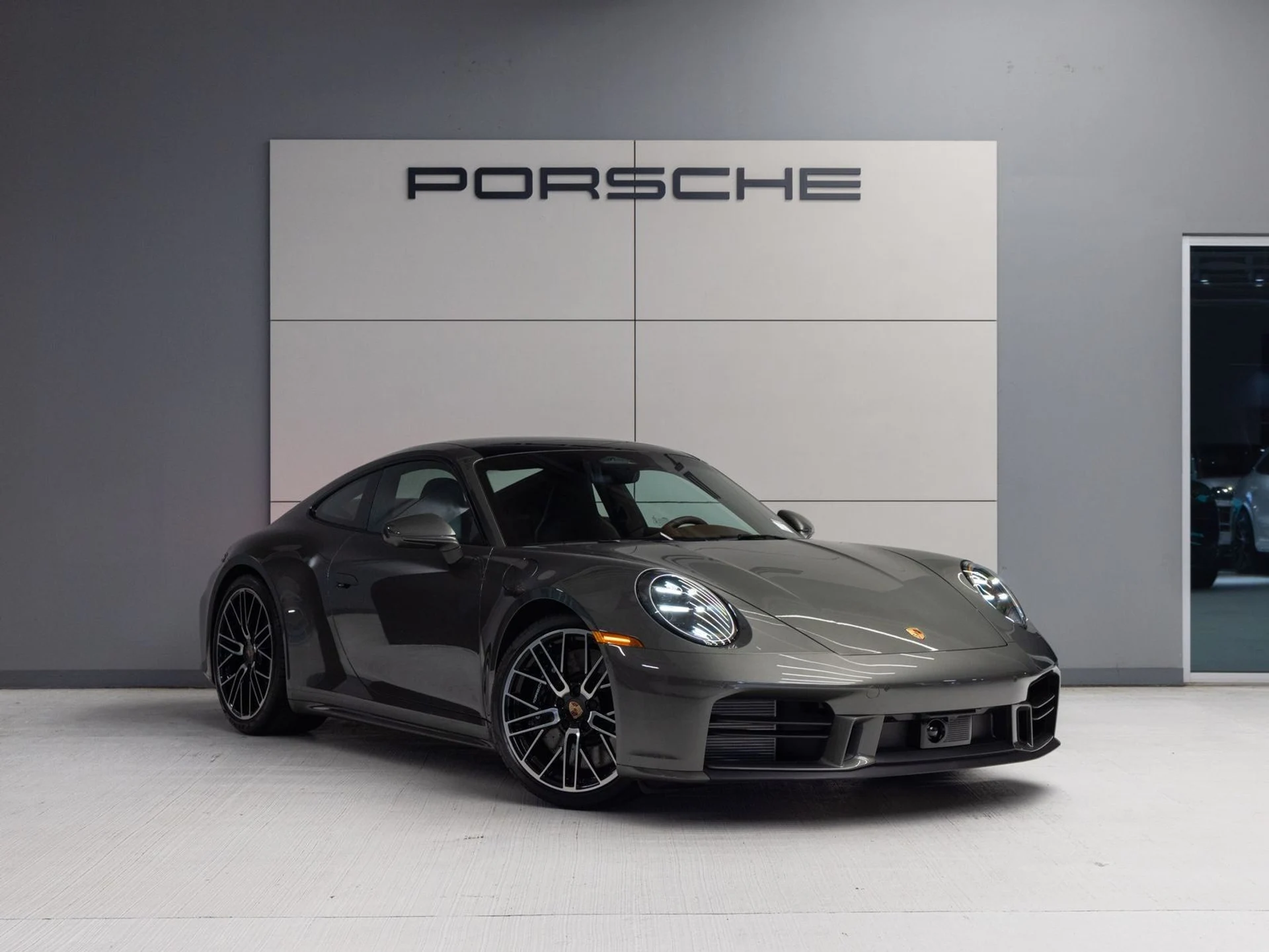 mph008_261725423_9_eb3e6a4c26