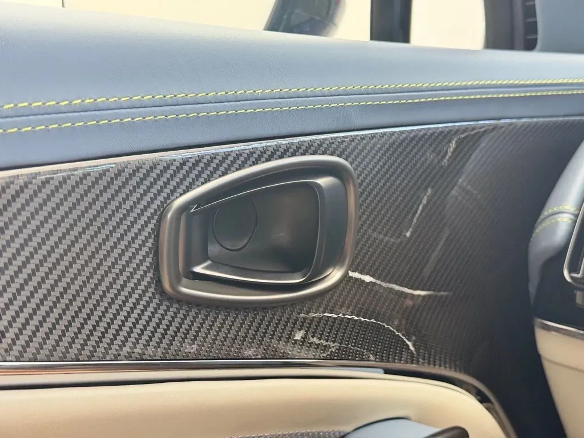 mph008_2620038456_3lmuq3ph4x41d56kdmvawb6qpfkb_5916053e0a