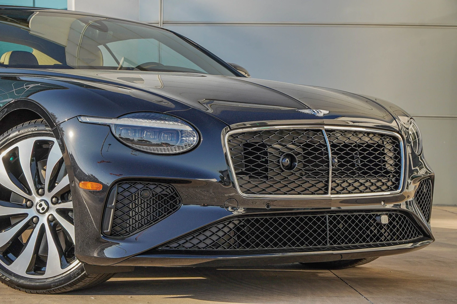 mph008_2624680462_Hi_Tech_Luxury_Imports_LLC_SCBDP_4_ZG_6_TC_025074_image_8_48979a5965