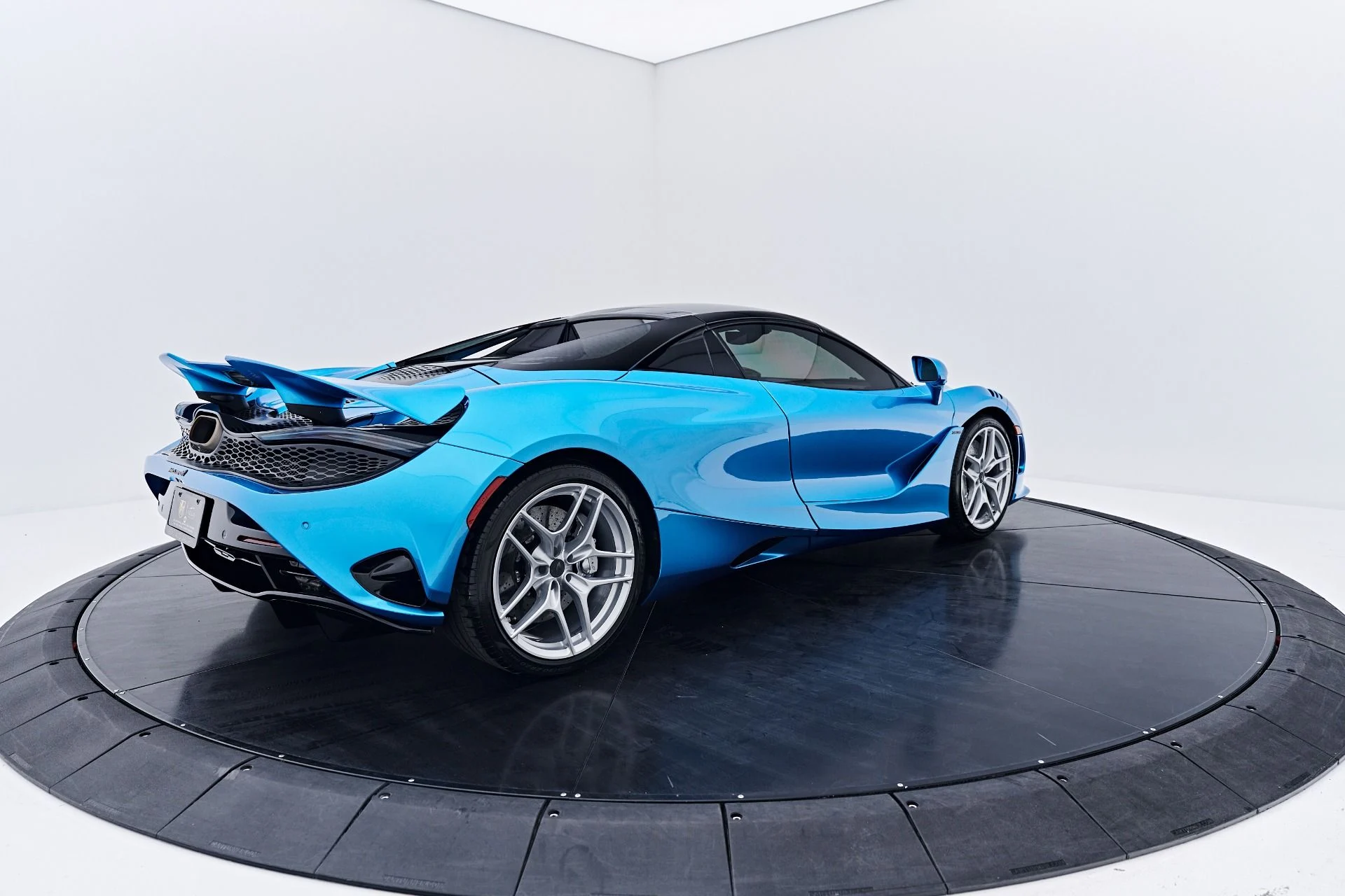 mph008_2629373681_Used_2025_Mc_Laren_750_S_1787619636_a6e2922f03