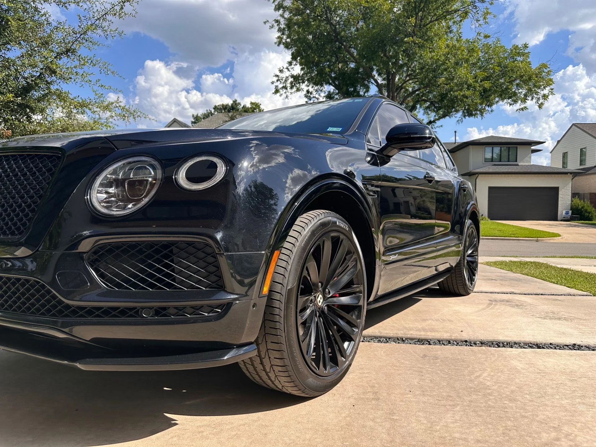 mph008_26355286_Used_2020_Bentley_Bentayga_Speed_1783614017_63d4206752