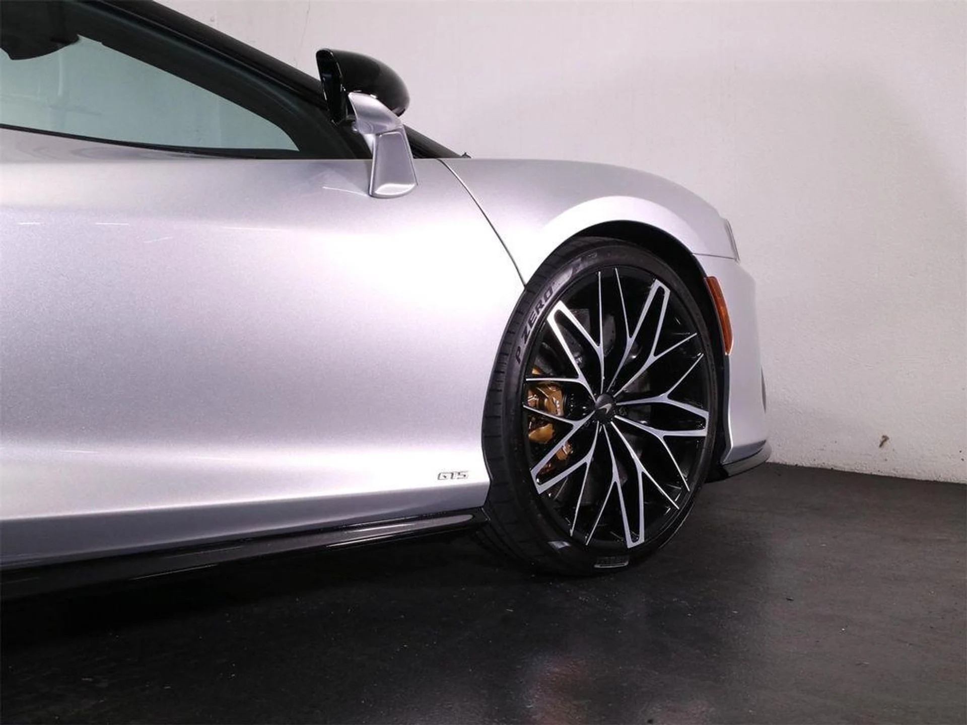 mph008_263581839_oee07_ZRGCM_5_Txzon_Wg_UQU_Ep3_Kbs_999c61a838