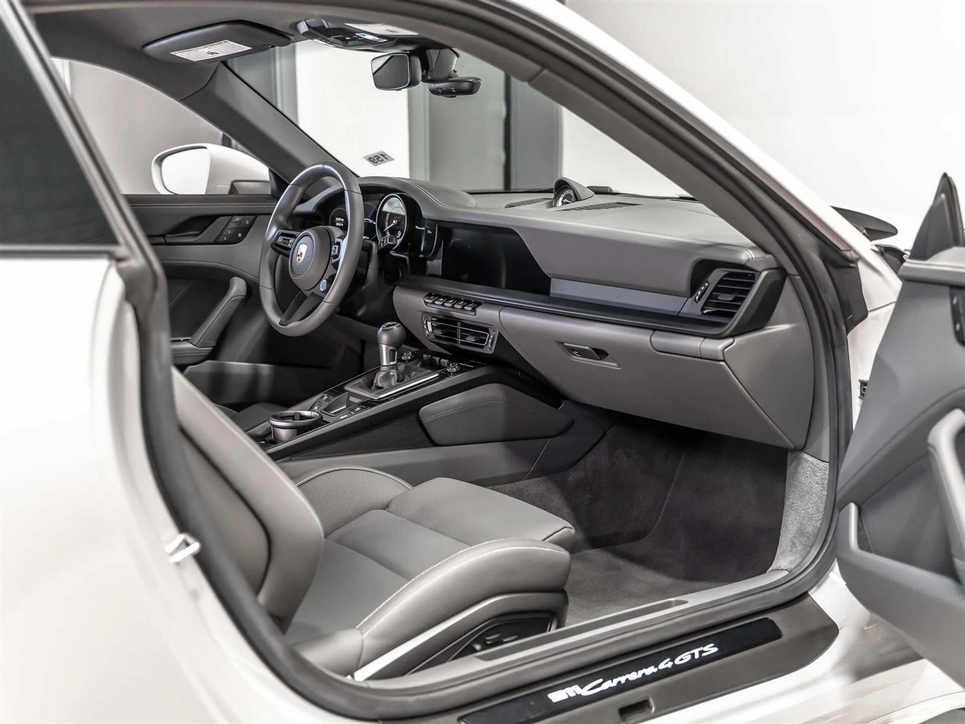 mph008_2637639071_4e0af33d_7fd6_49bc_b7c3_a0c51763f15e_f83788e289