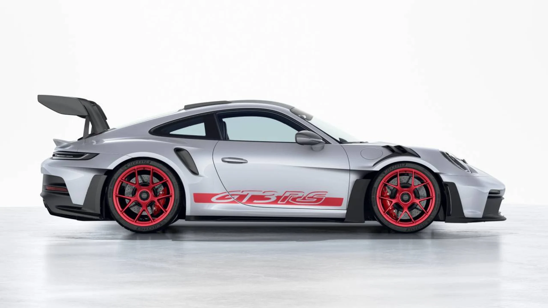 mph008_2642941778_1280_f88b0070dd