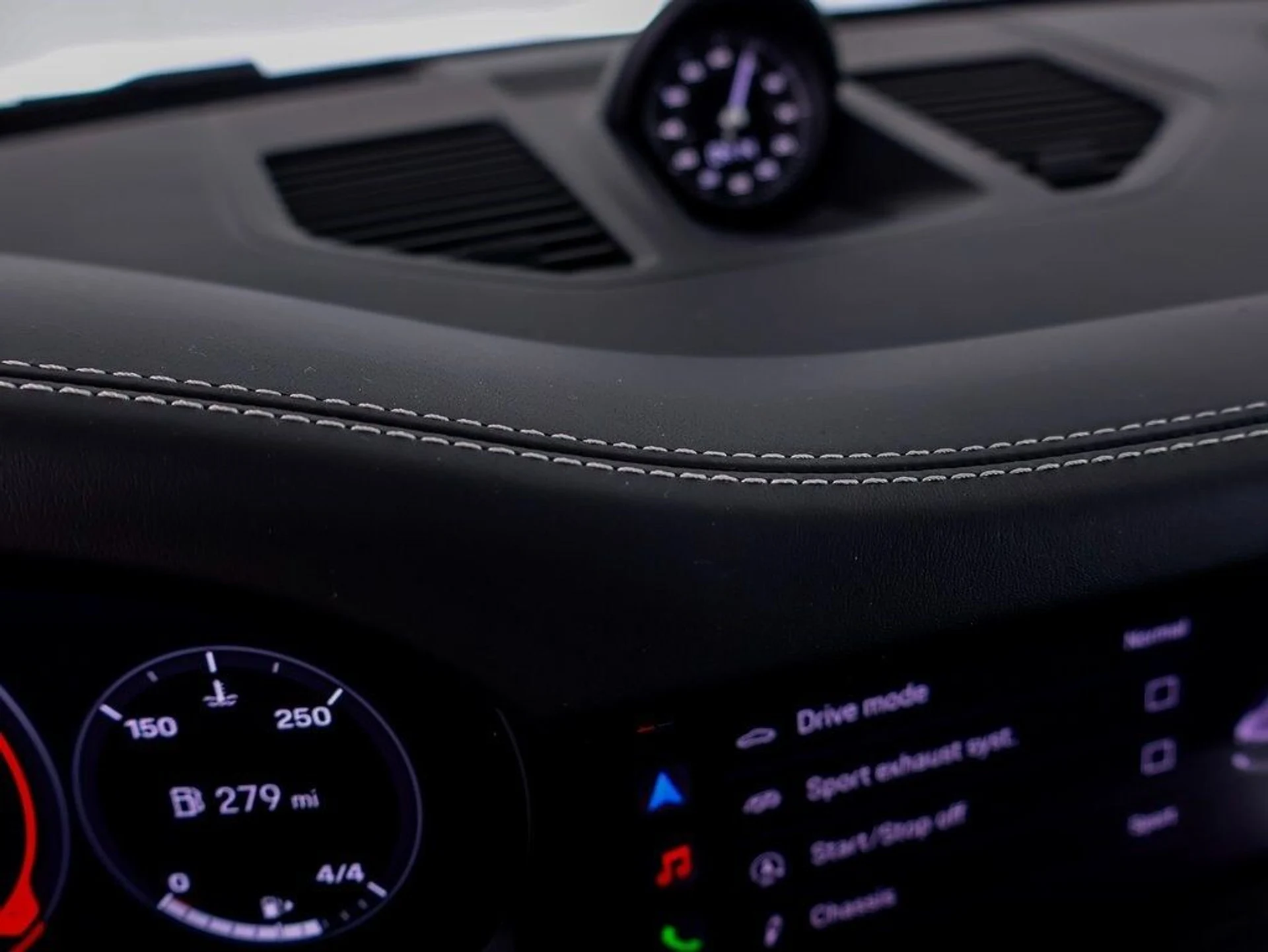 mph008_2646281407_f01abad16a91a05391e2e5161f980fe7x_df975e026d