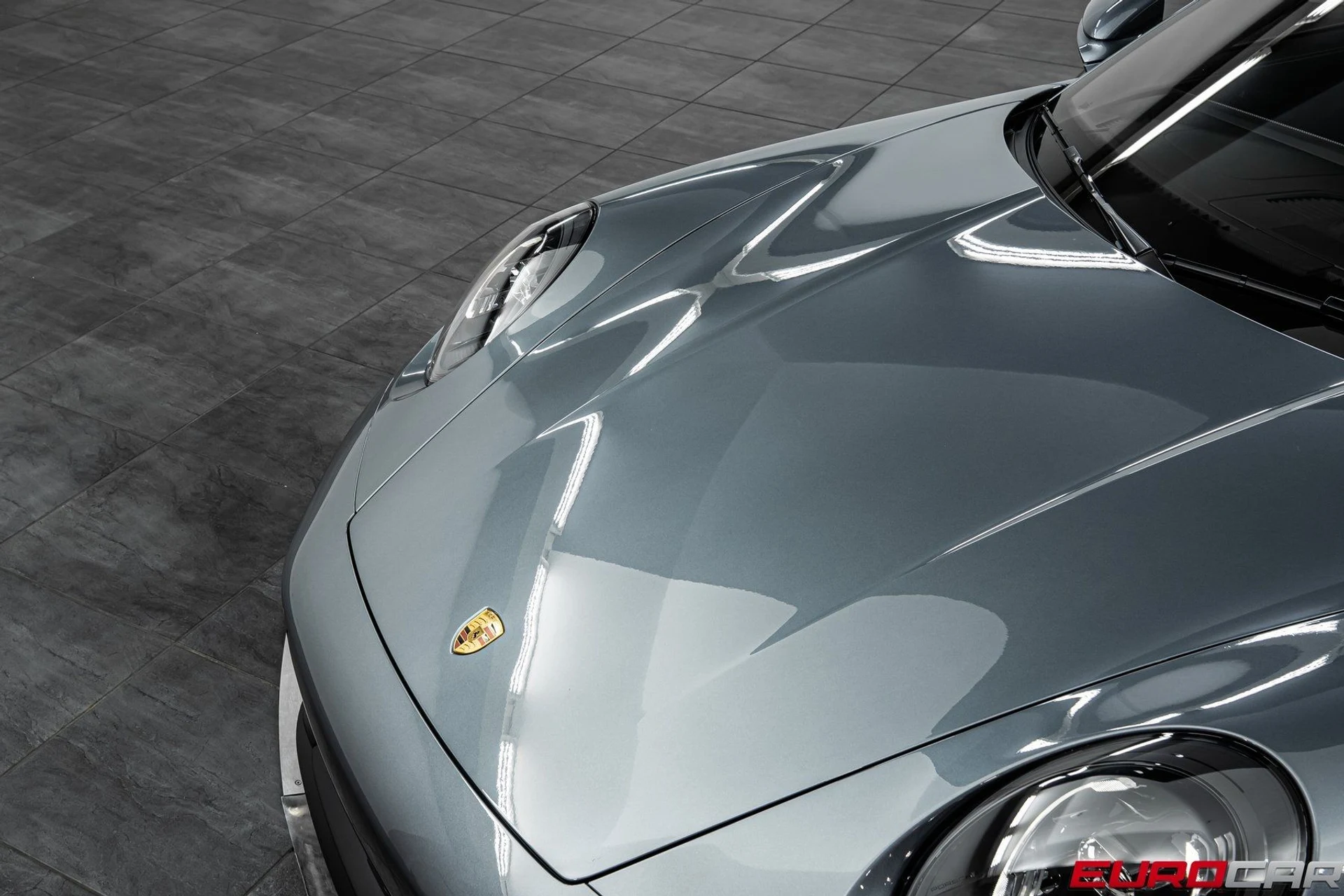 mph008_2647024636_image_9_6855b1674e