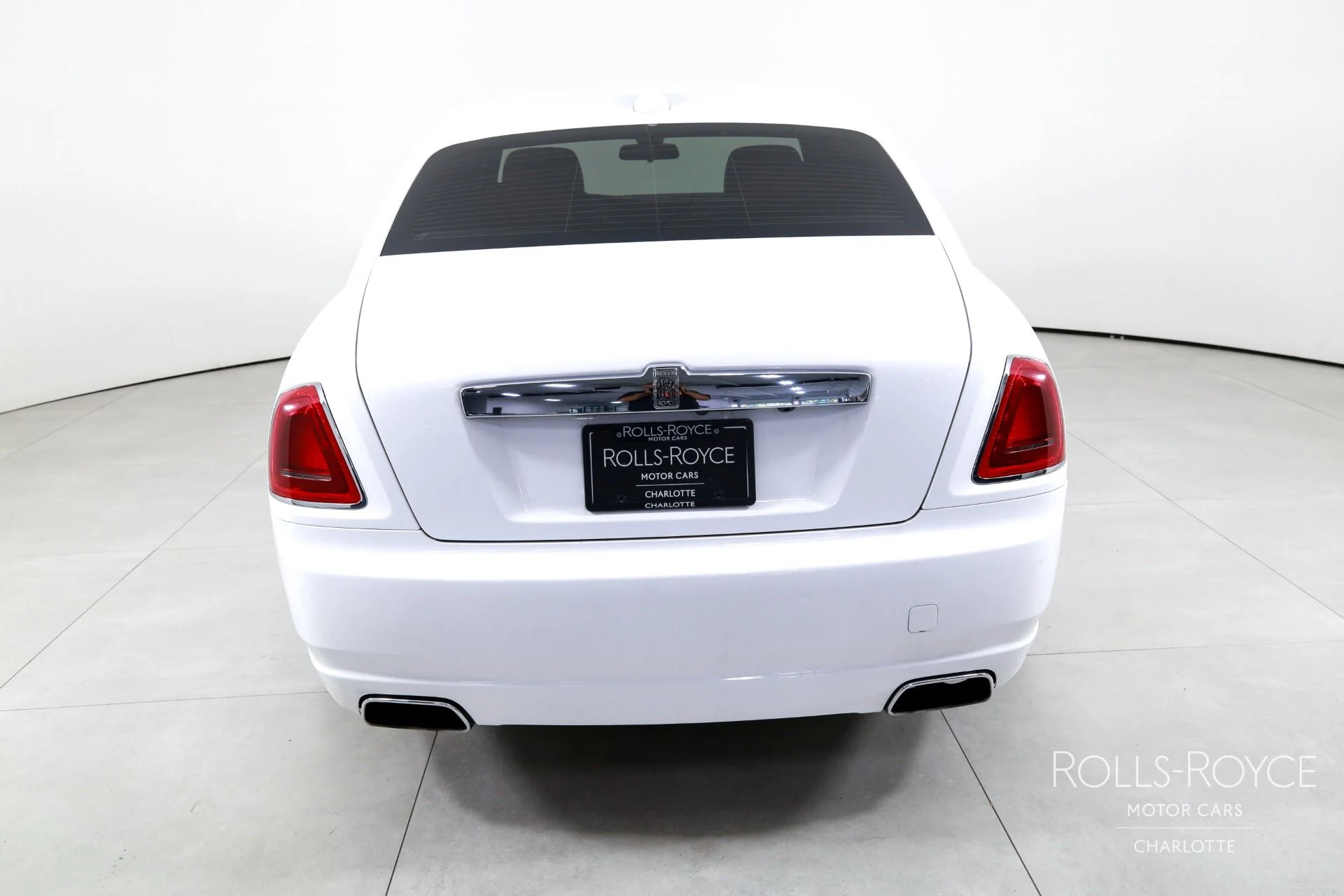 mph008_2648186858_Used_2019_Rolls_Royce_Ghost_1783112154_273149c17e