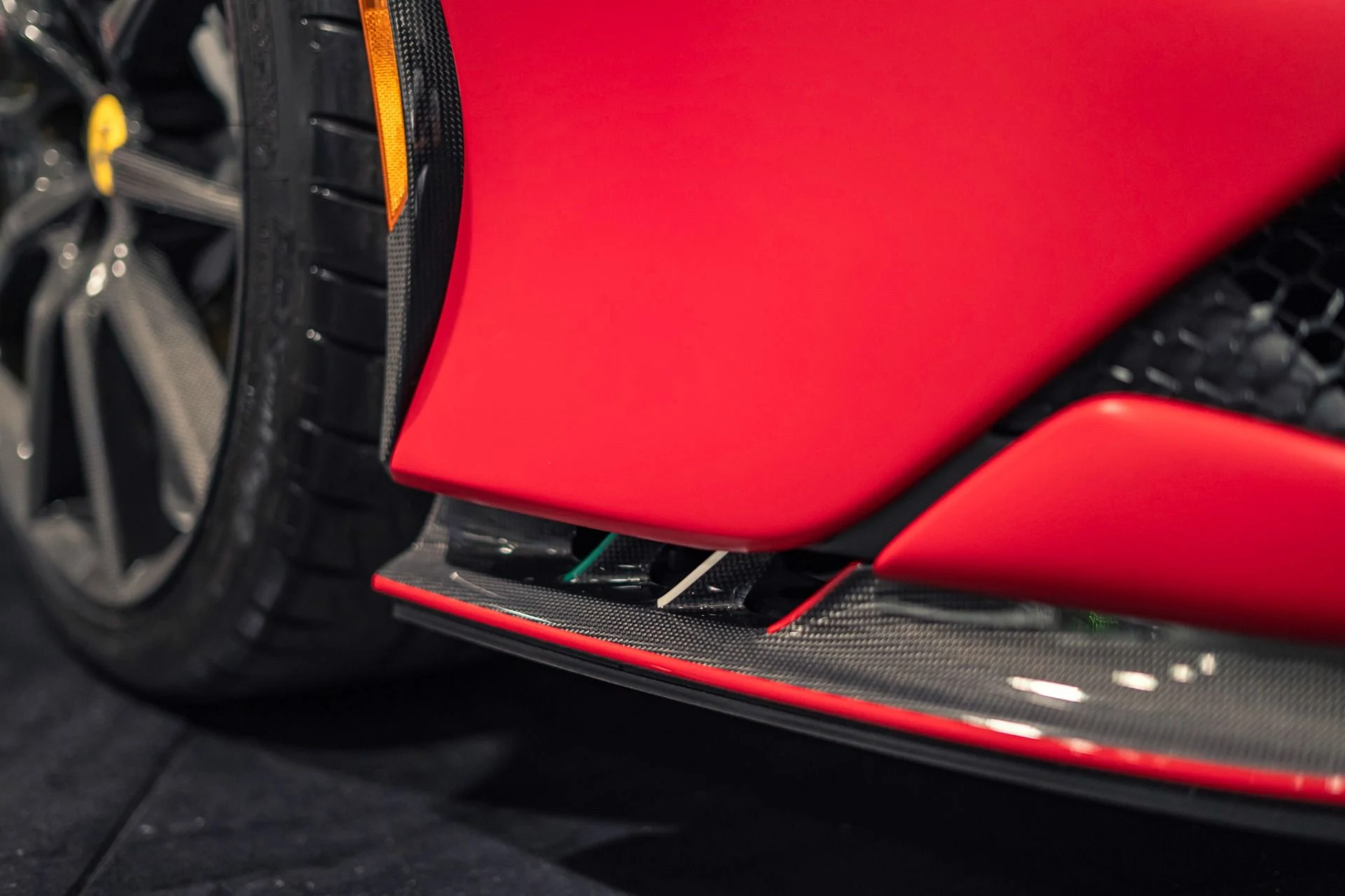 mph008_265102882_Used_2024_Ferrari_SF_90_Spider_Tailor_Made_Atelier_945000_MSRP_1777927914_671909f6ac