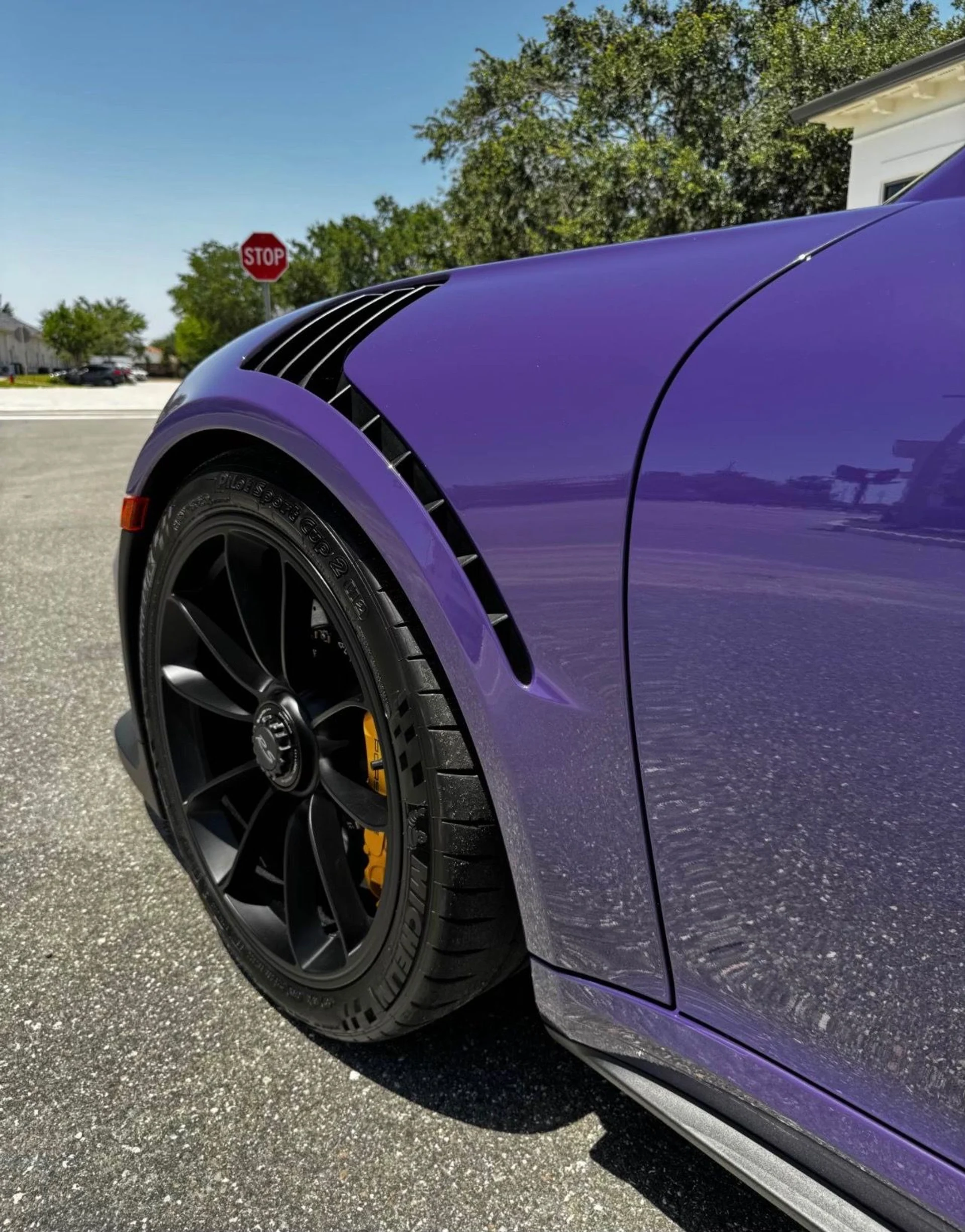 mph008_2652238499_Used_2016_Porsche_911_GT_3_RS_1754414990_11dda541ab