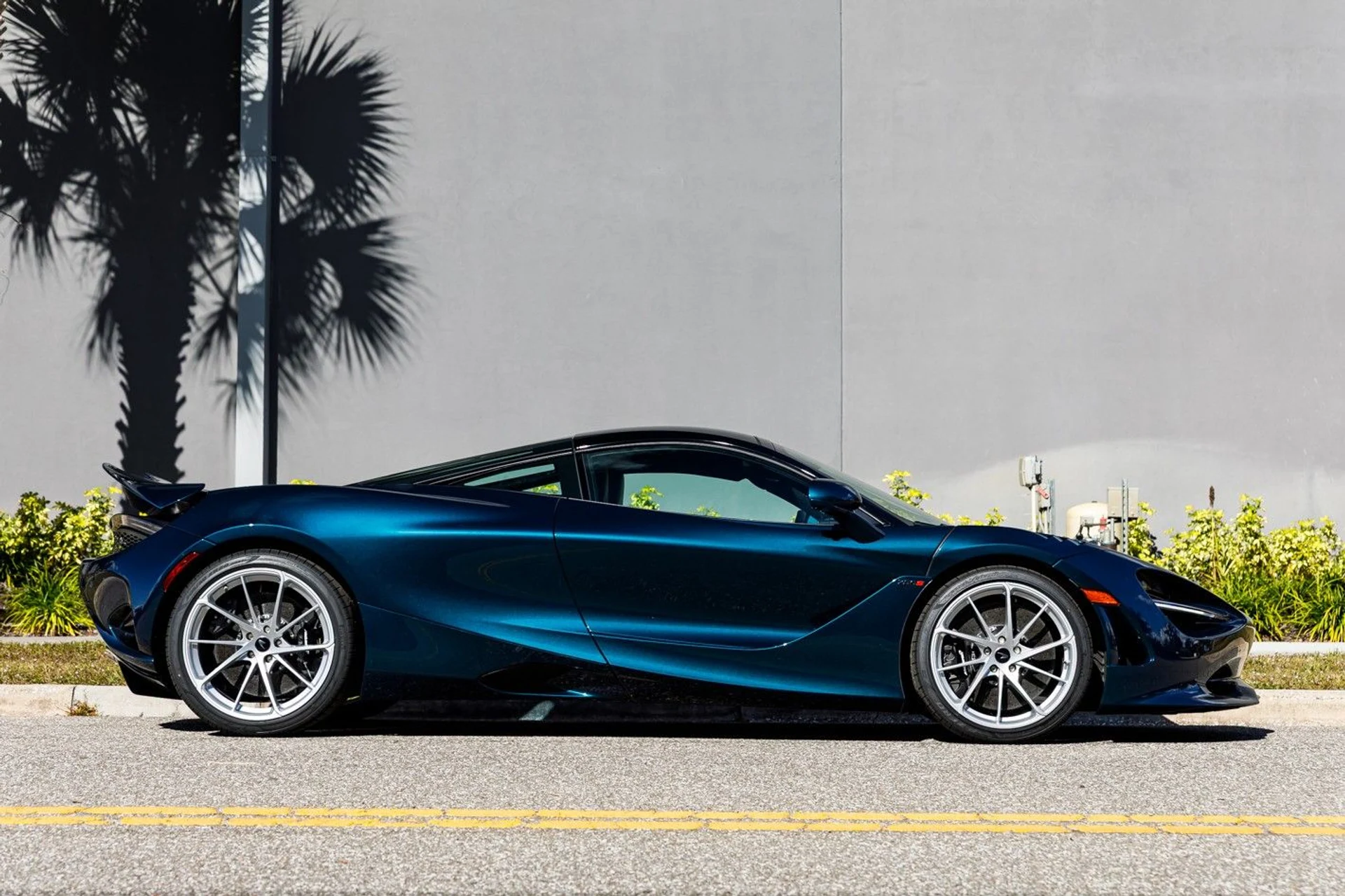 mph008_2654760712_646_p9_l_7f6ef8010a