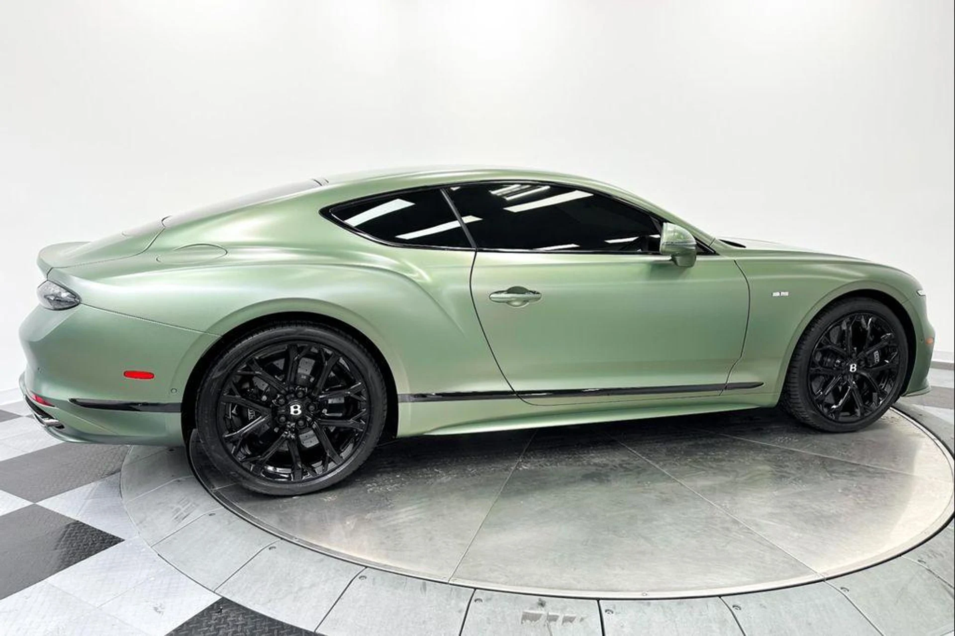 mph008_2656155423_q_RYG_21ew1h_D_Wu_UM_Qcj_Pl_Smi0fgg_7b58200b20