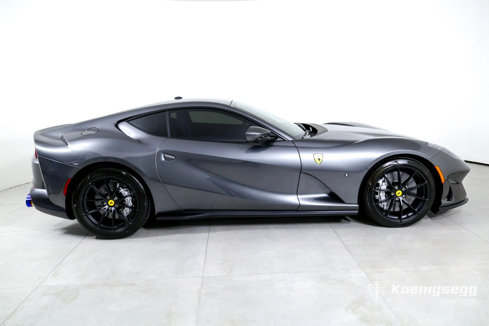 mph008_2668319899_Used_2020_Ferrari_812_Superfast_1718728574_2d02bcee50