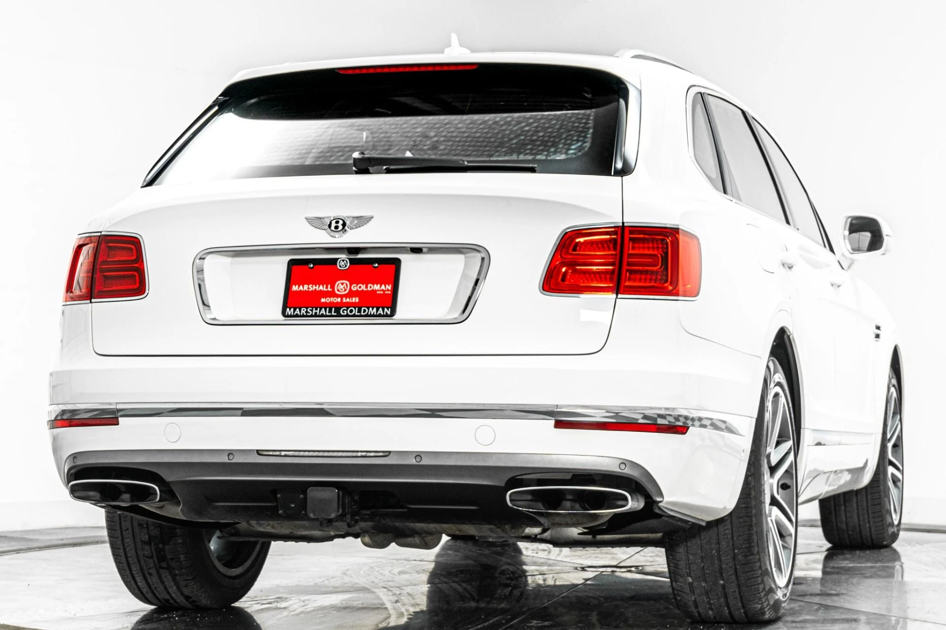 mph008_267401126_Used_2018_Bentley_Bentayga_Activity_Edition_1786648864_75321bbe47