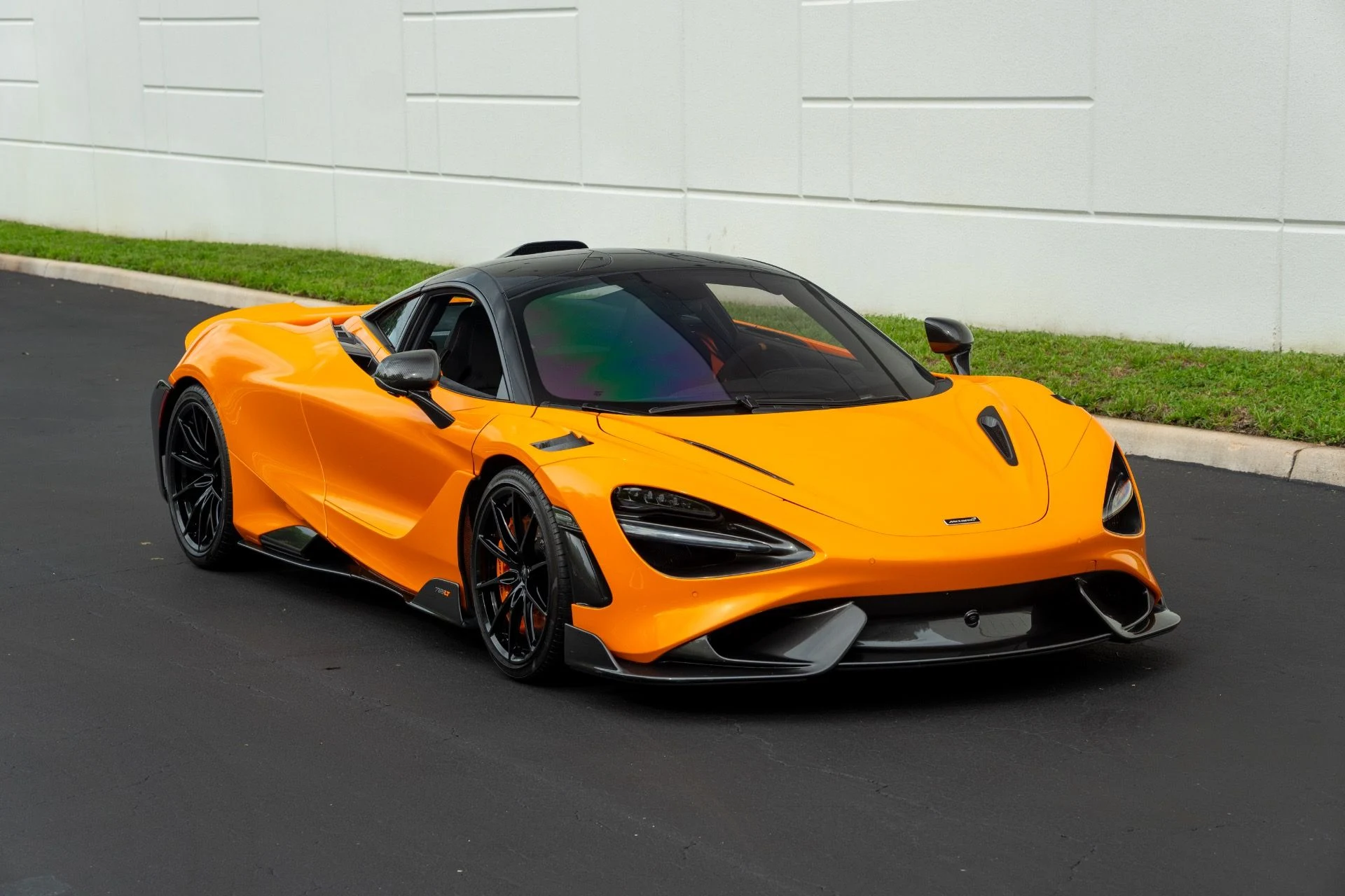 mph008_2677091070_Used_2021_Mc_Laren_765_LT_1757087753_31587c55a8