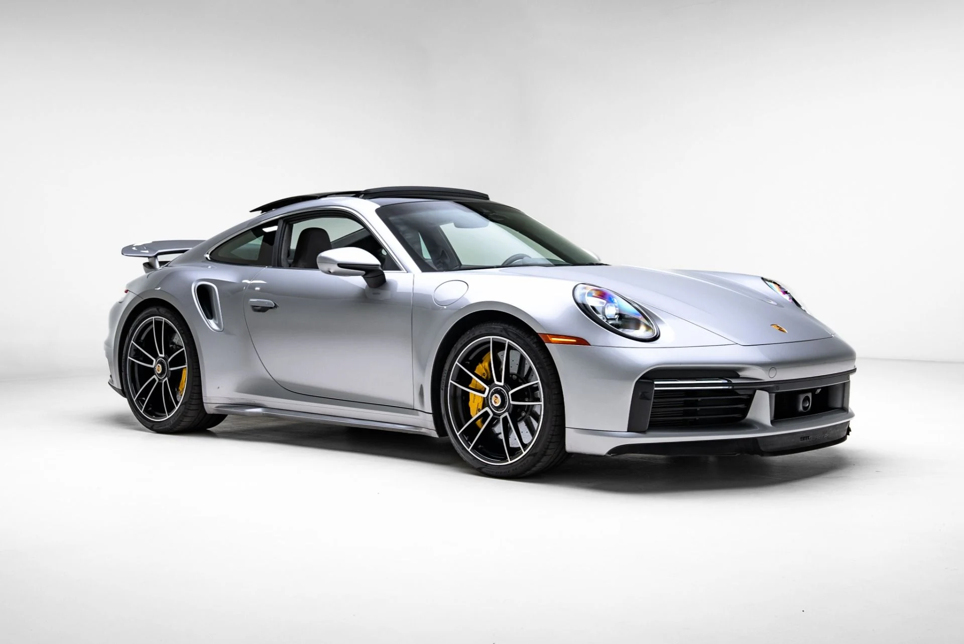 mph008_2677604837_Used_2021_Porsche_911_Turbo_S_1776281104_d3c12eaa0f