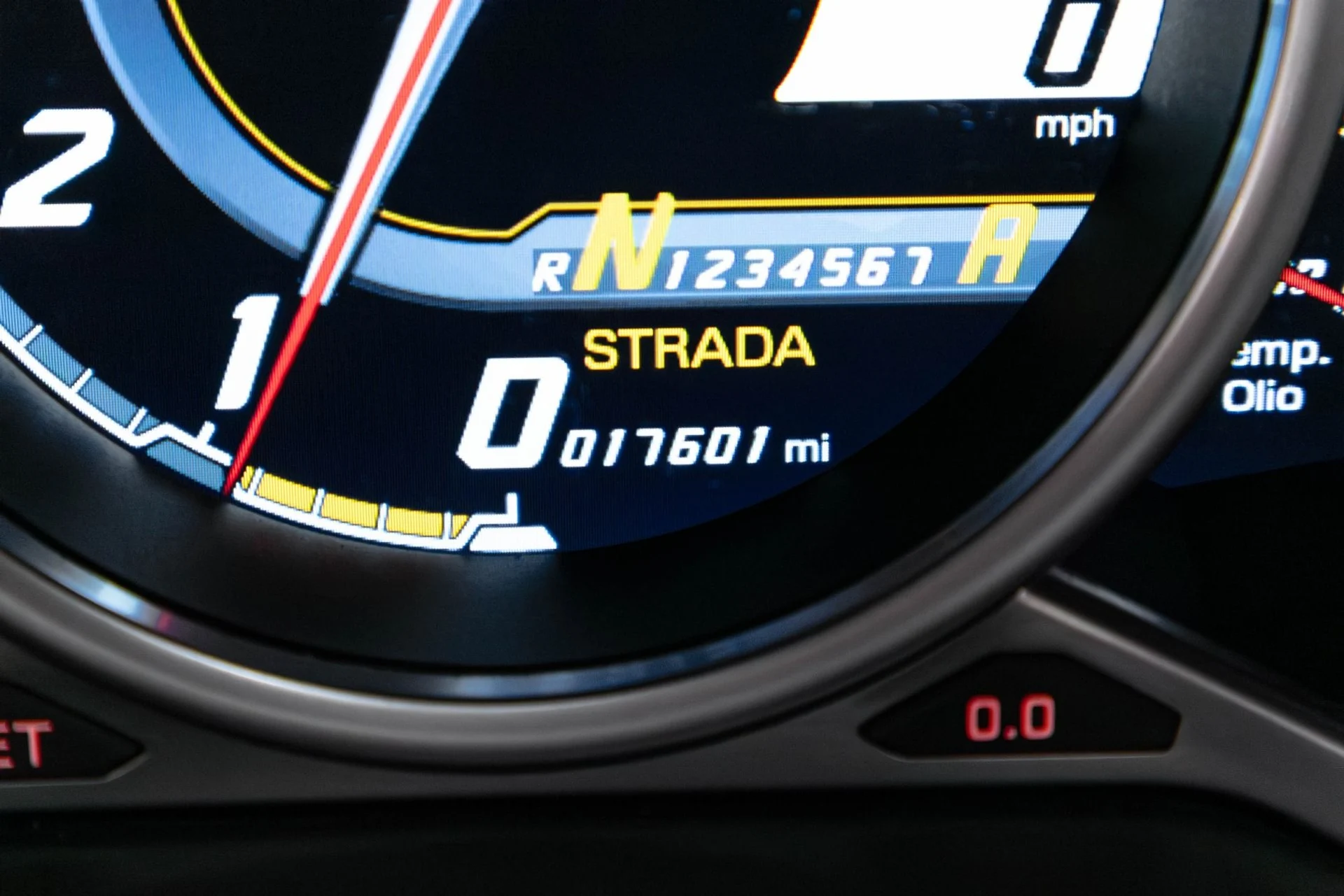 mph008_2678290825_Used_2015_Lamborghini_Aventador_LP_700_4_1780593182_9f09bbf694