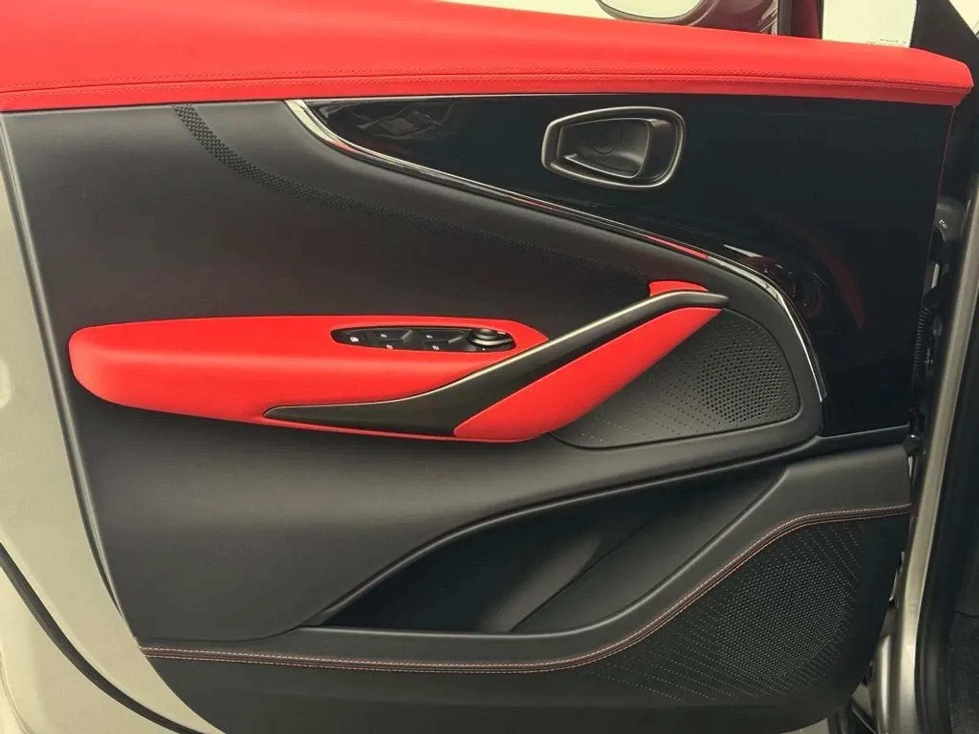 mph008_2680448101_52fvngaisxj4i48jfivea9qyle34_7fa5c6011c