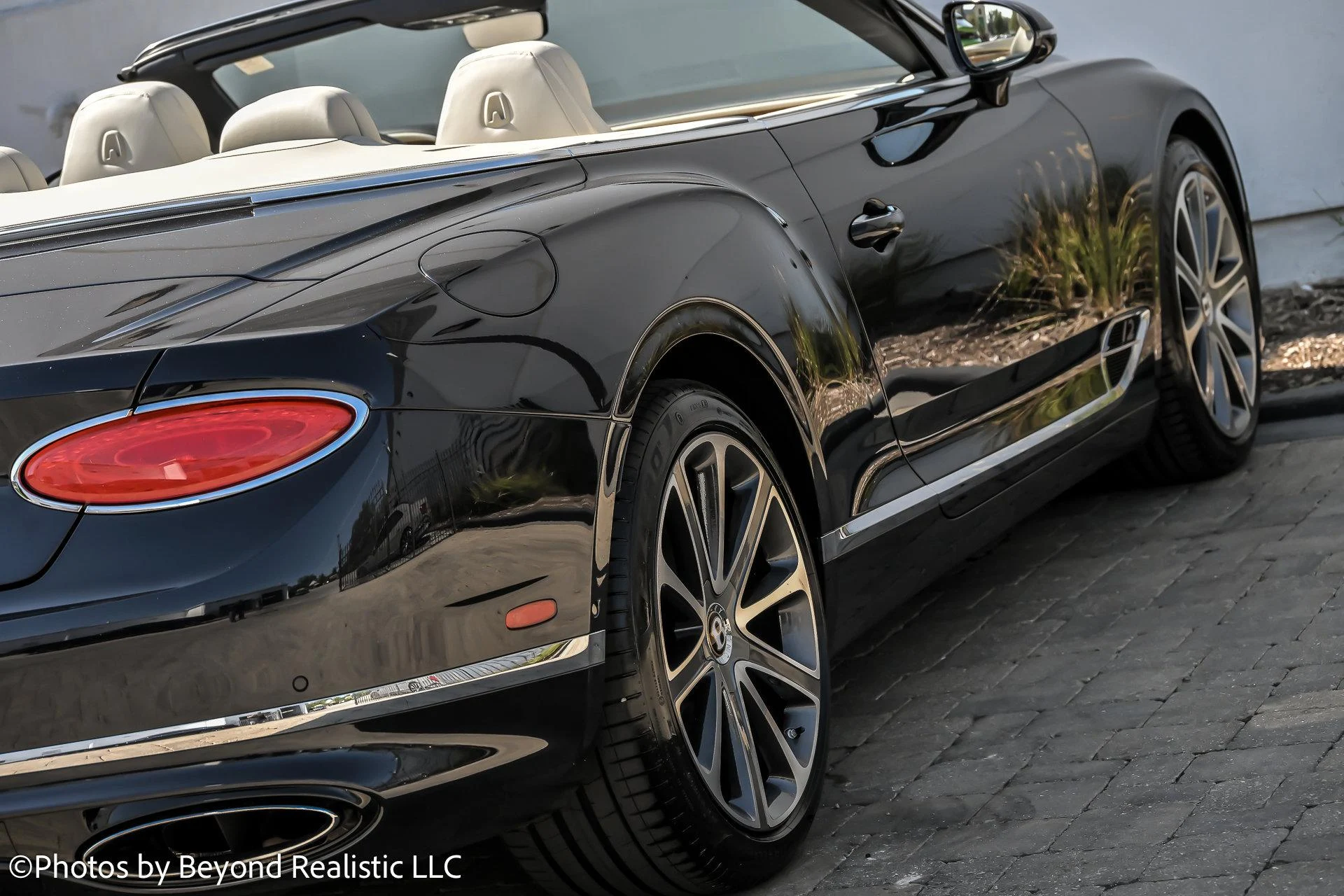mph008_2681113820_Used_2020_Bentley_Continental_GT_W12_Convertible_1759393469_ab8568a753