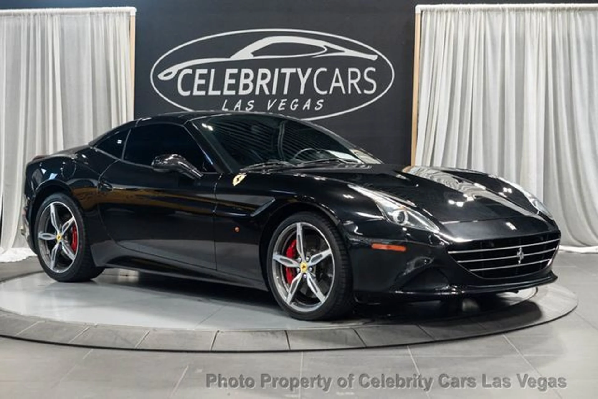 mph008_2691276140_used_2017_ferrari_california_t_convertible_9707_23074635_13_640_1061b6d4b5