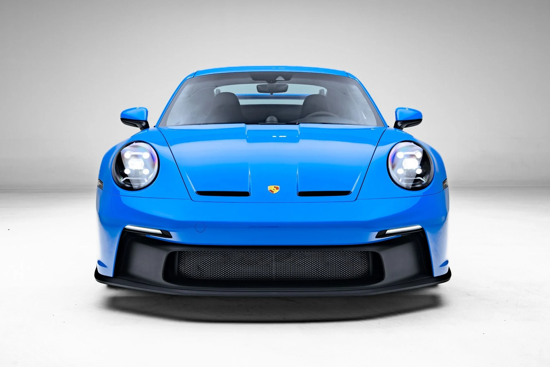 mph008_2691603662_Used_2023_Porsche_911_GT_3_1771960817_dfbb64249c