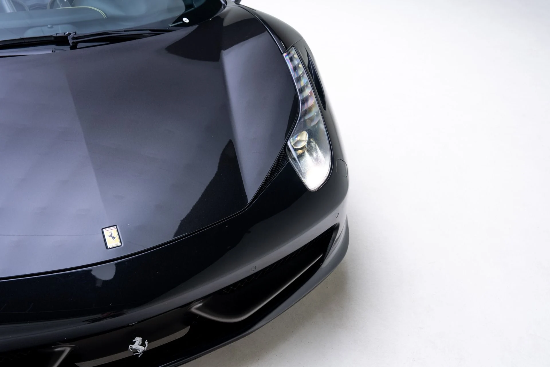 mph008_2700984310_Used_2015_Ferrari_458_Spider_1768509966_b14b2fa81b