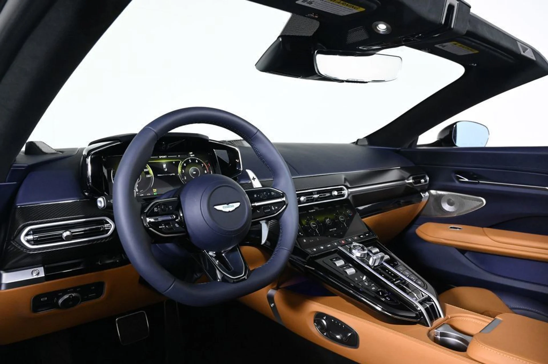 mph008_2703250829_new_2026_aston_martin_vantage_sroadster_11350_23021666_9_1024_89d2dfb706