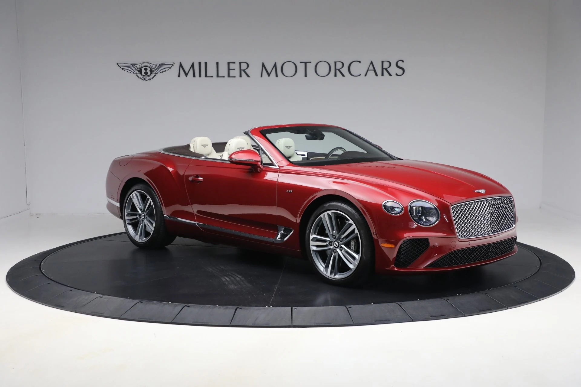 mph008_2703439486_Used_2022_Bentley_Continental_GTC_V8_0d776a800c