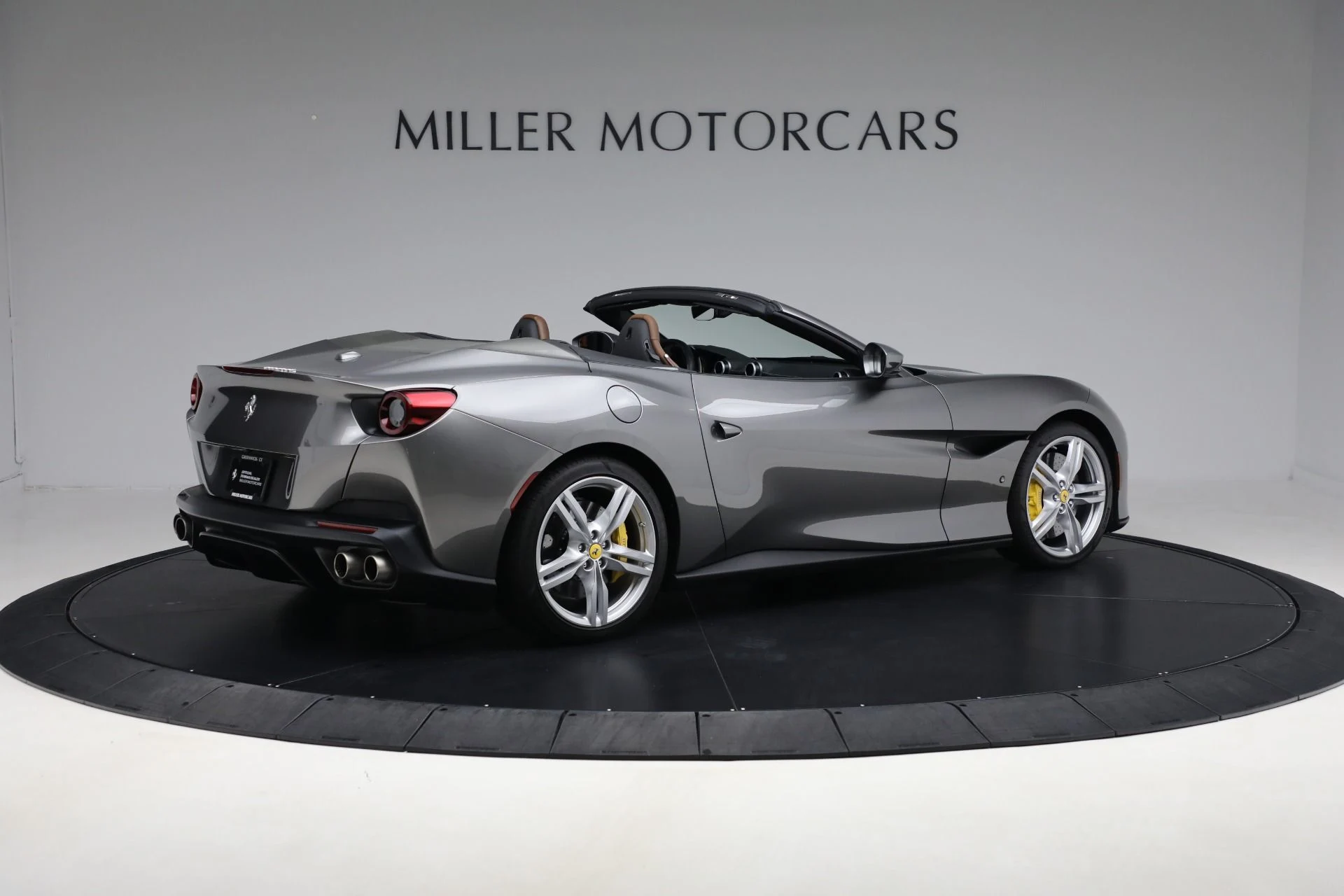 mph008_2706428385_Used_2019_Ferrari_Portofino_4471308785