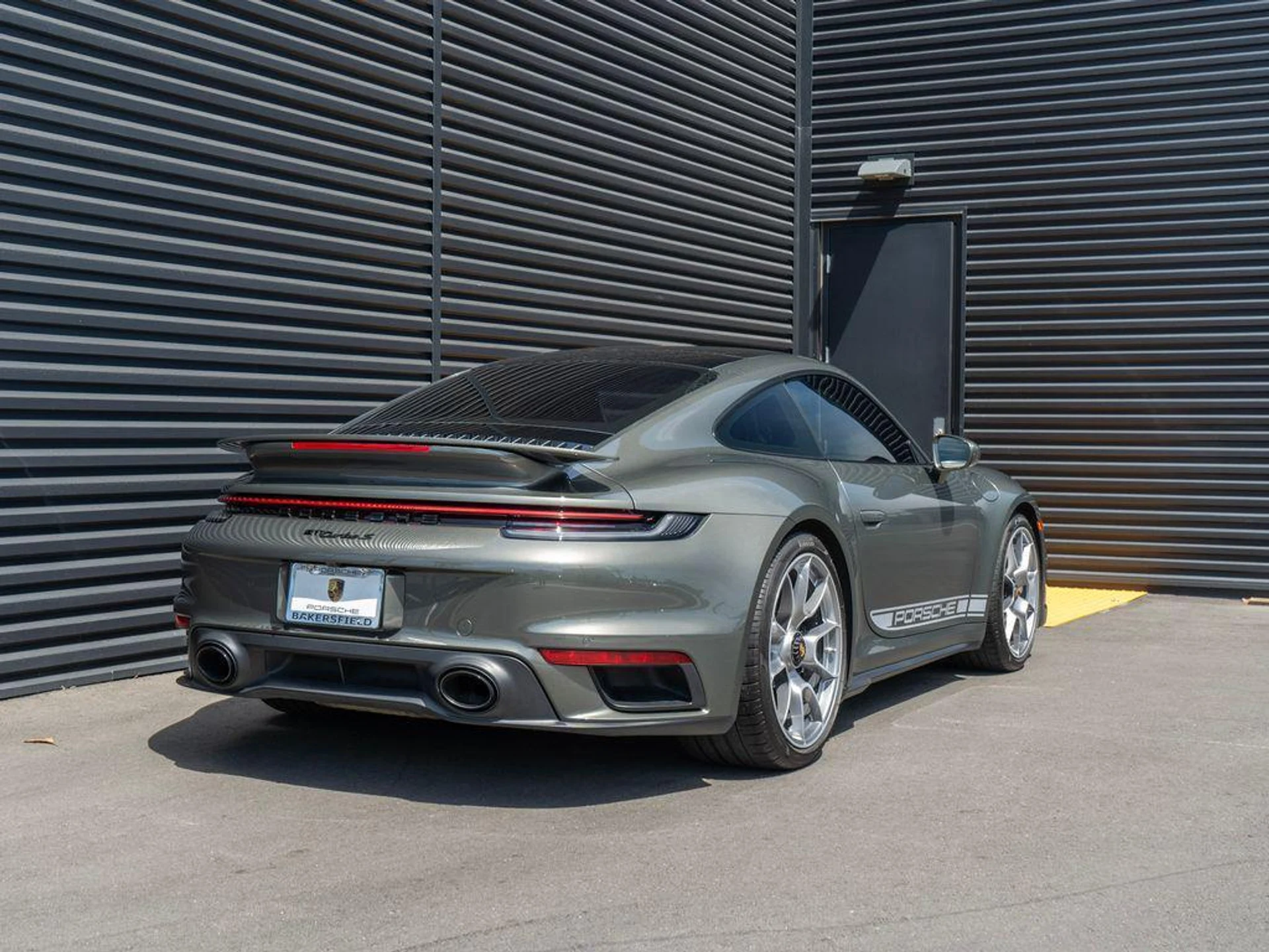 mph008_270732355_AI_v_P64nhvk7_X8_Io_X5_Xdl_Tf_Phg_ac648fc8dd