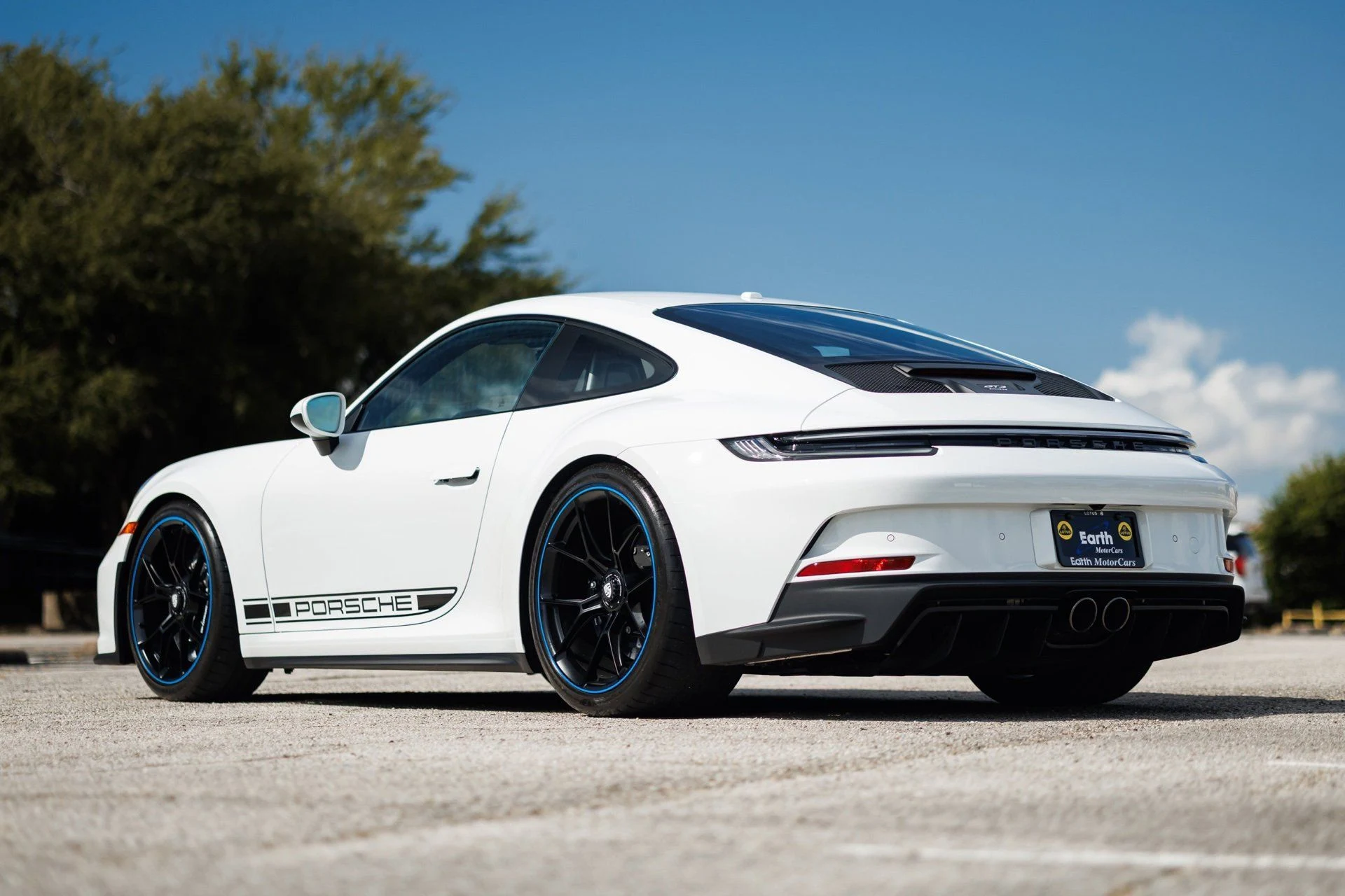 mph008_2711244580_0b7a05880b67f1f5c9abcd1e0f43b51bx_3f69826de8