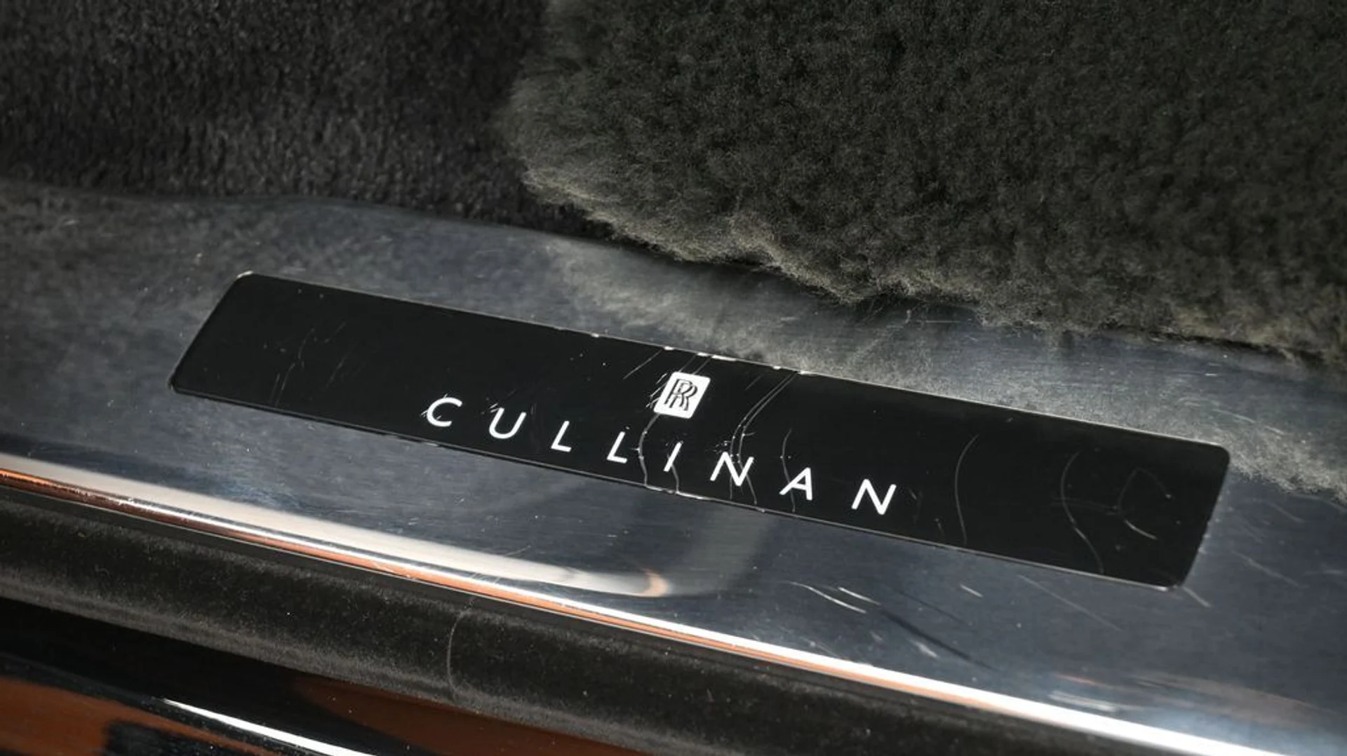 mph008_2712118639_cf09c15a142fb62d19b798950ae02785x_328a4c46c5