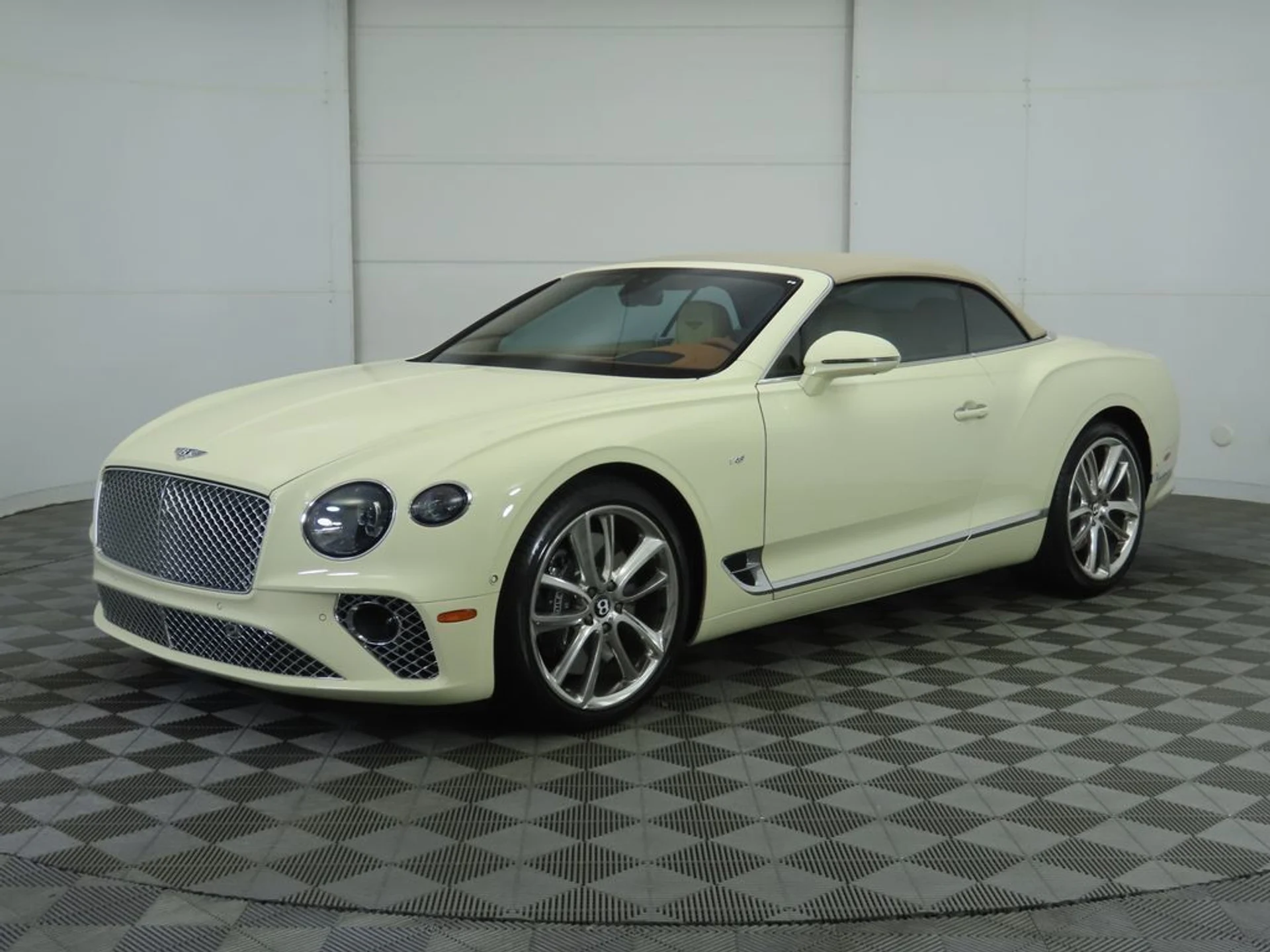 mph008_2713205731_used_2022_bentley_continental_gtmullinerconvertible_8119_22887196_9_1024_d5639df95f