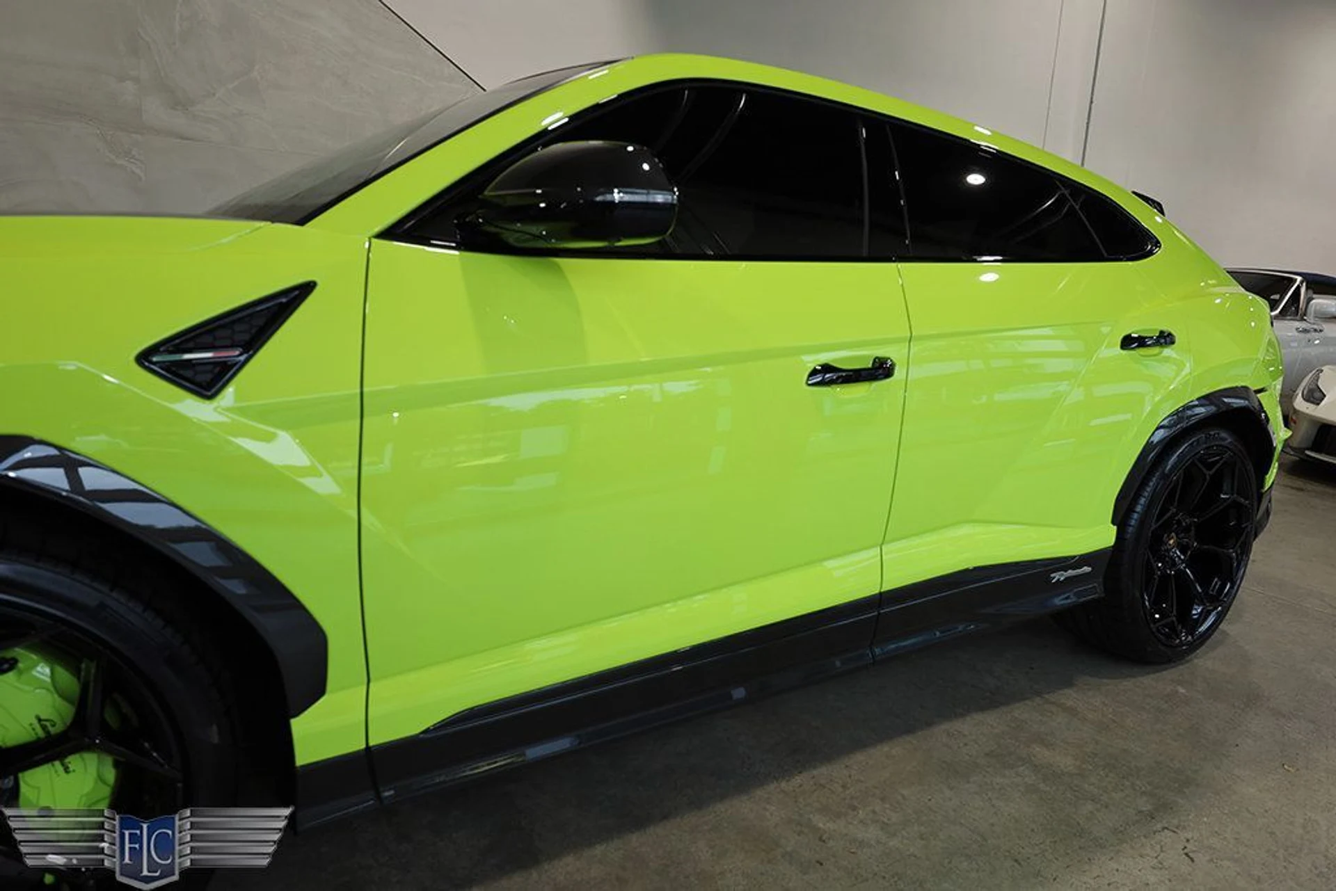 mph008_2715279937_used_2024_lamborghini_urus_performanteawd_9689_22932992_9_1024_9a7738cfc2