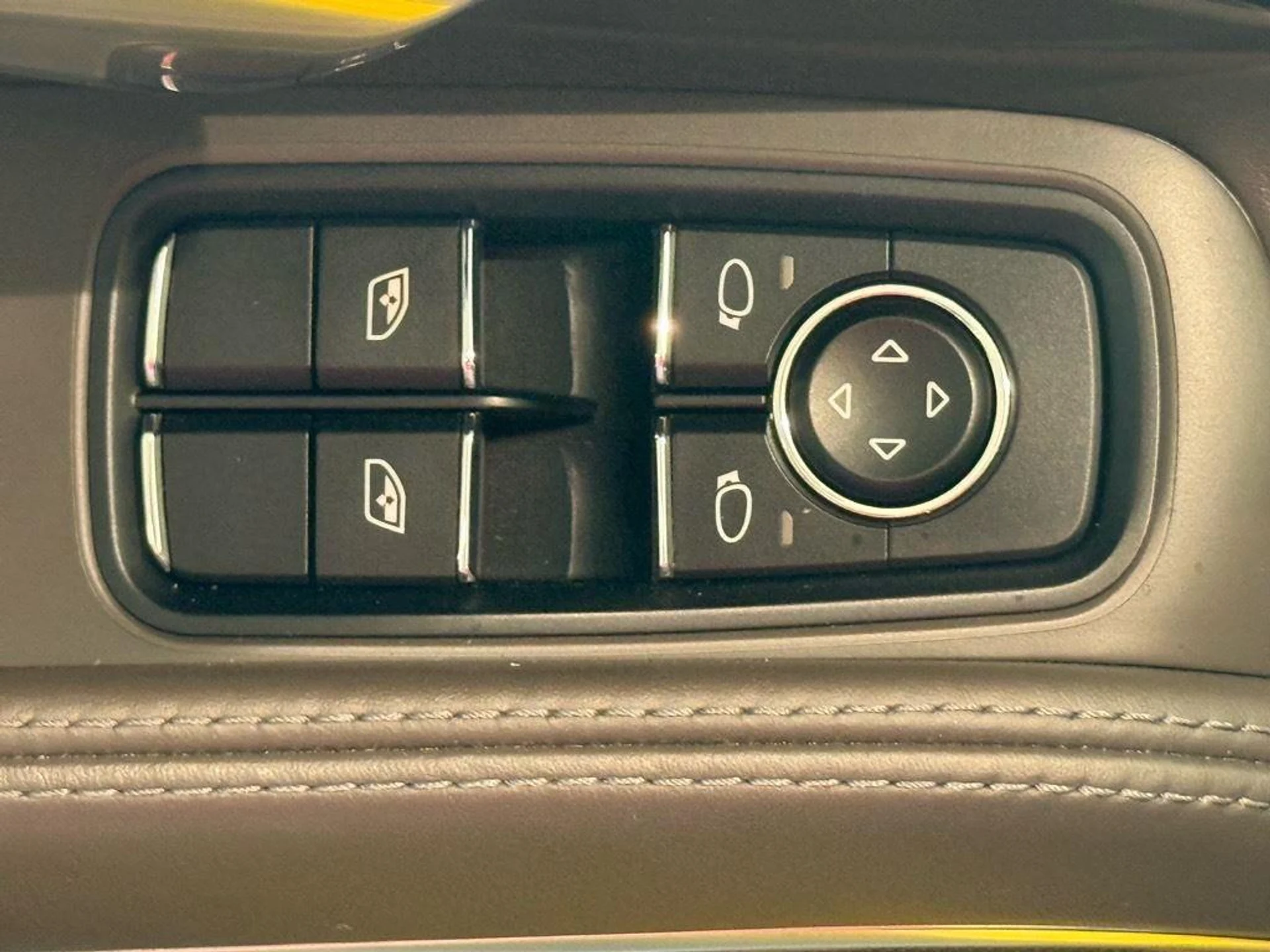 mph008_2720229340_cab7e7cf523ea4f8d83e63c3ce63bf2b_5fab01578b