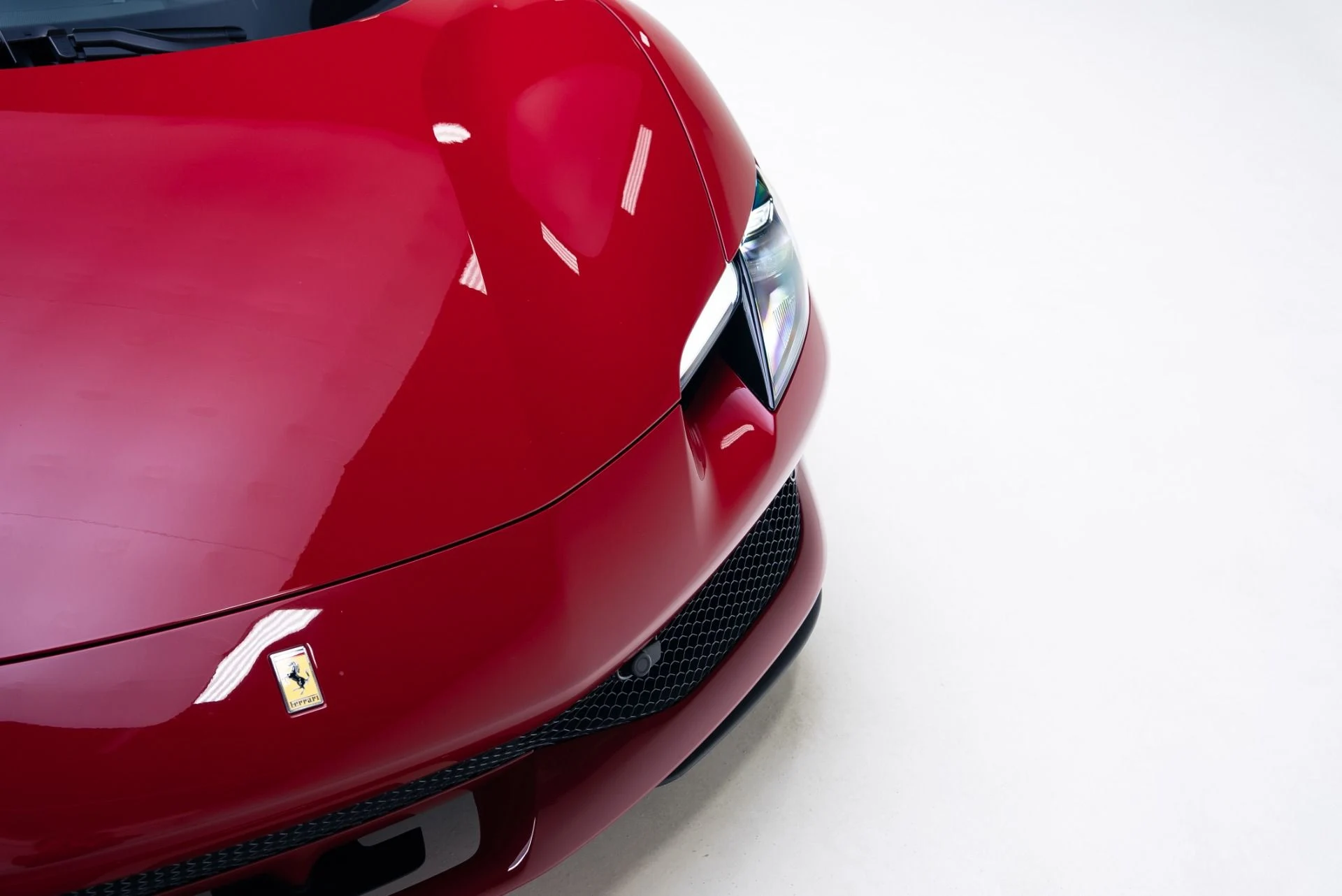 mph008_2737171305_Used_2022_Ferrari_296_GTB_1768331958_b54e6a31f7