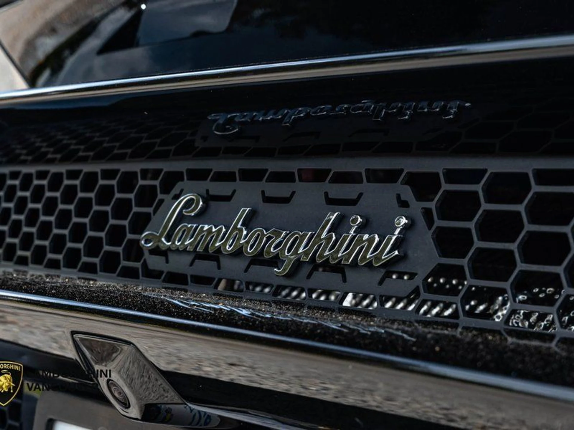 mph008_2738164140_38386460_04567_2023_lamborghini_huracan_009_2a1bf539e6