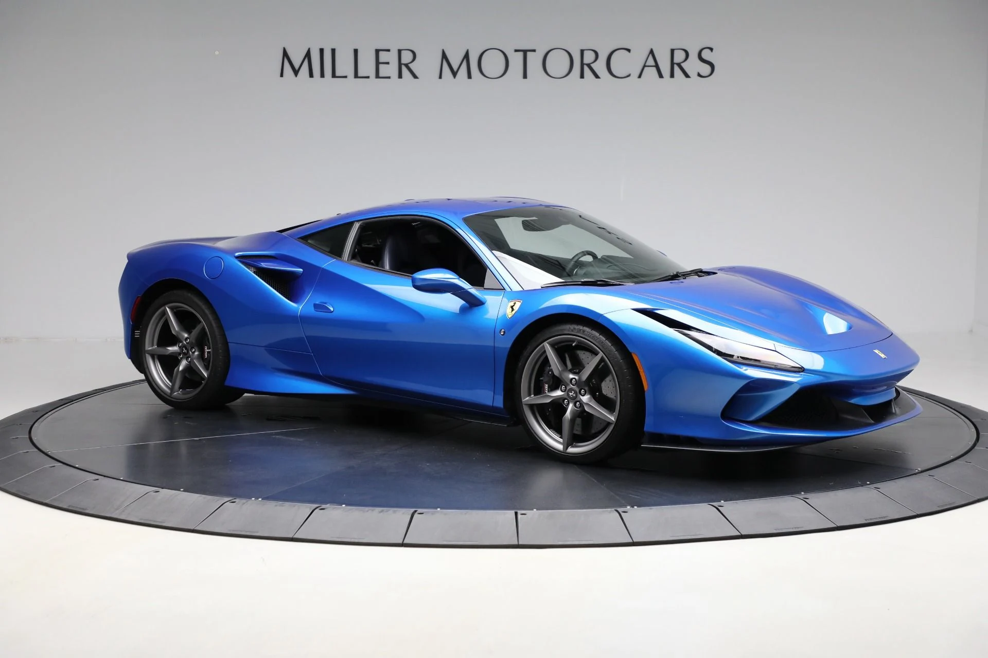 mph008_2738623491_Used_2020_Ferrari_F8_Tributo_4c93f0b295