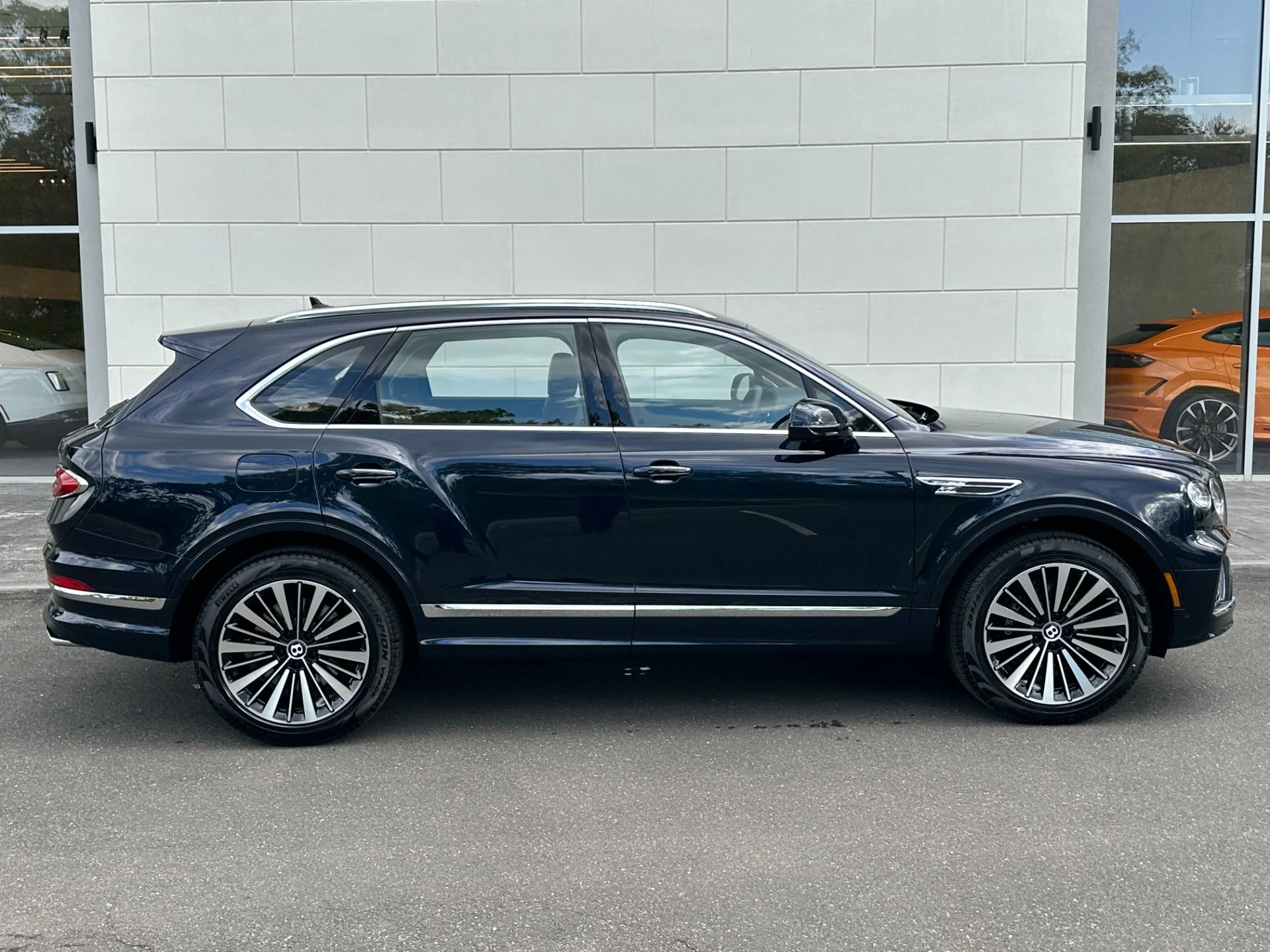 mph008_2740294110_Used_2026_Bentley_Bentayga_V8_1786136509_502f44654e