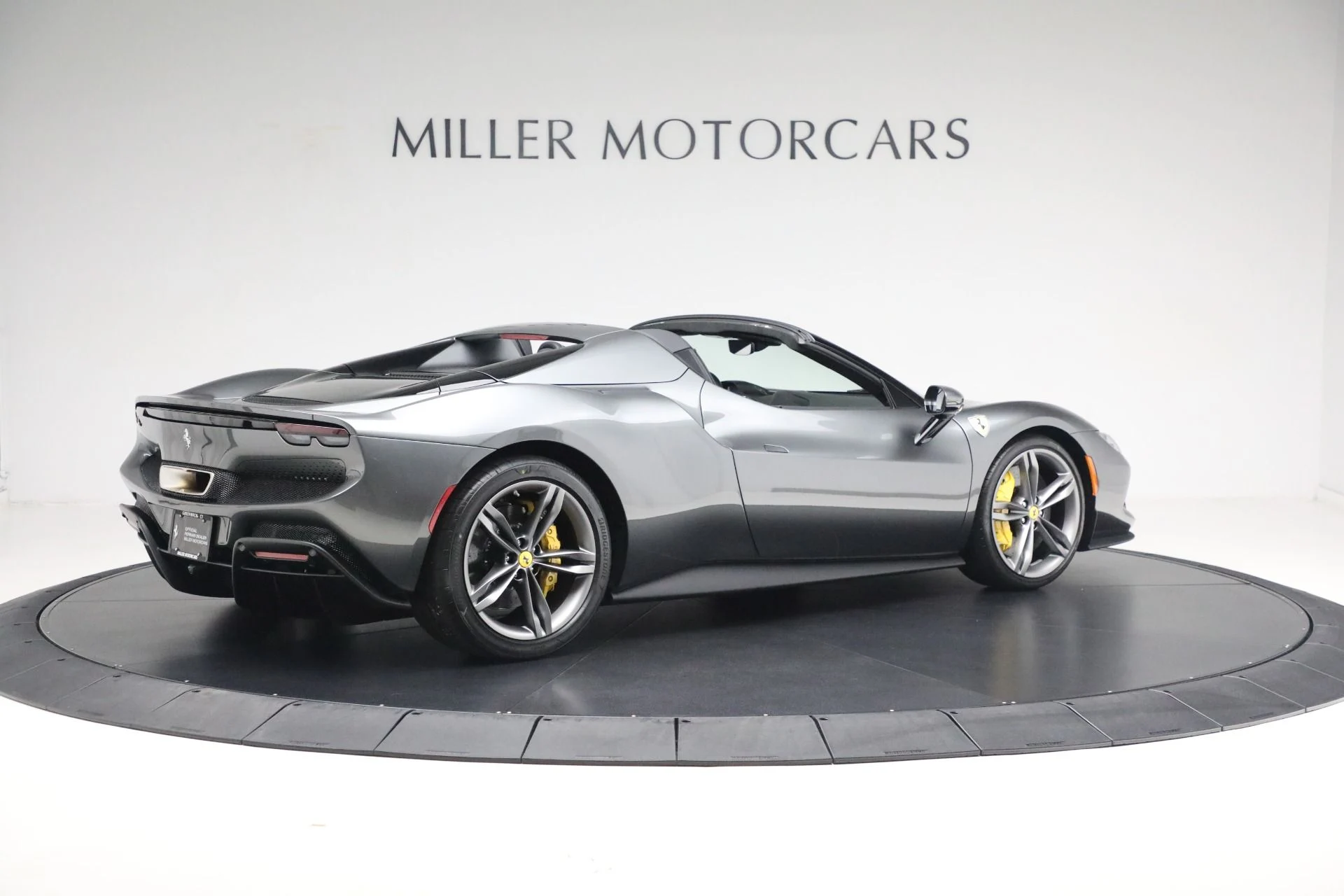 mph008_2743823409_Used_2024_Ferrari_296_GTS_014f81305e