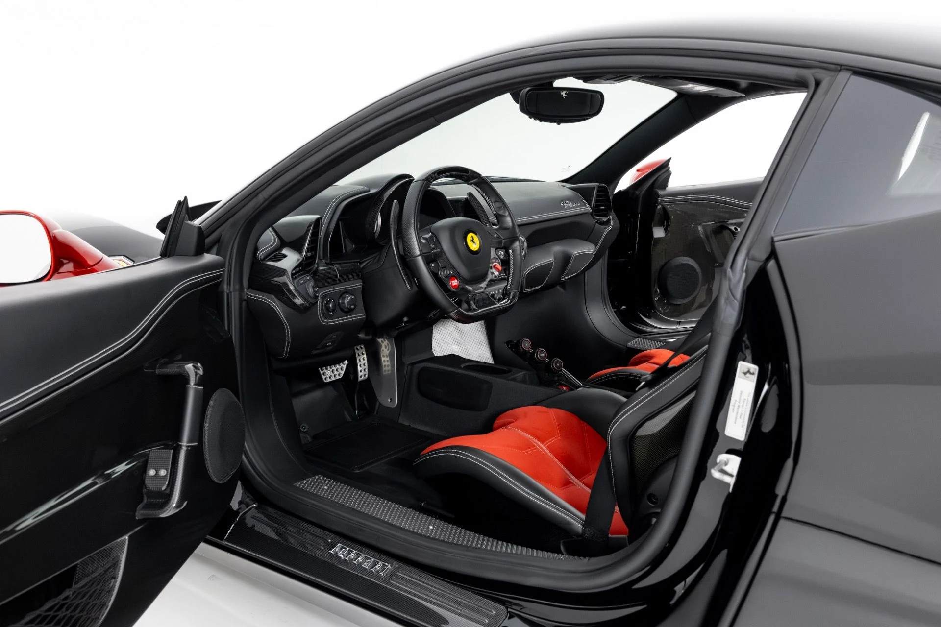 mph008_2754156121_Used_2015_Ferrari_458_Speciale_1765990102_f4fa463a86