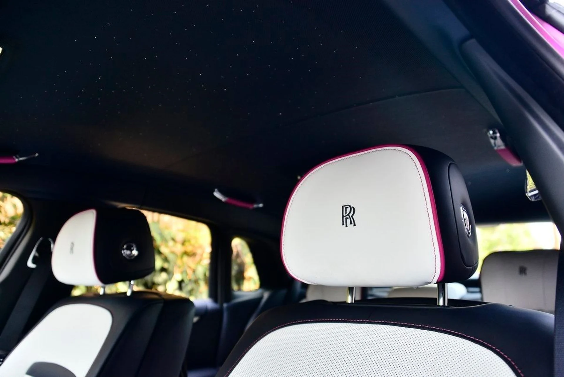 mph008_2758531459_e90401bb27184c52f2f337802711ab32x_ad4da21018