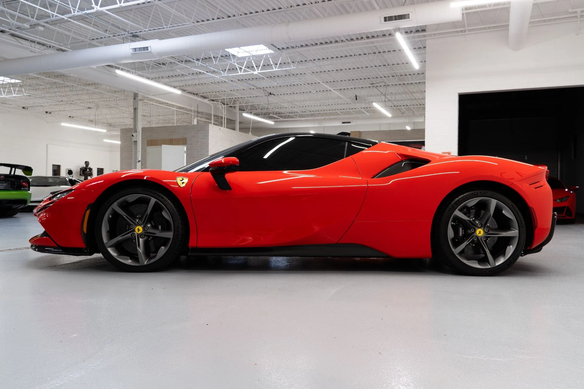 mph008_2761921173_Used_2022_Ferrari_SF_90_Stradale_1736189178_94b0b66104
