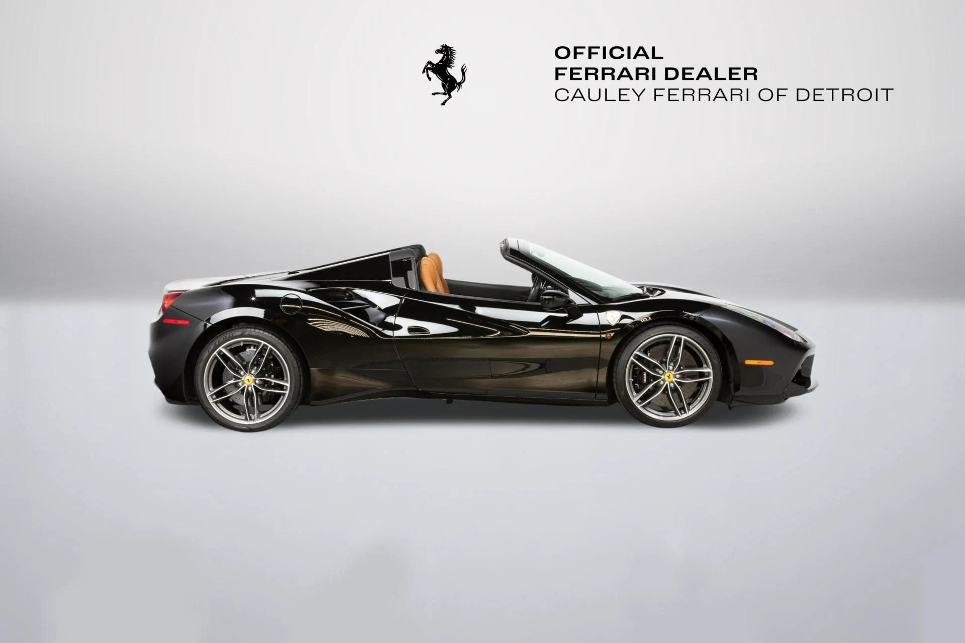 mph008_2771360811_Used_2017_Ferrari_488_Spider_1777367810_31426789df