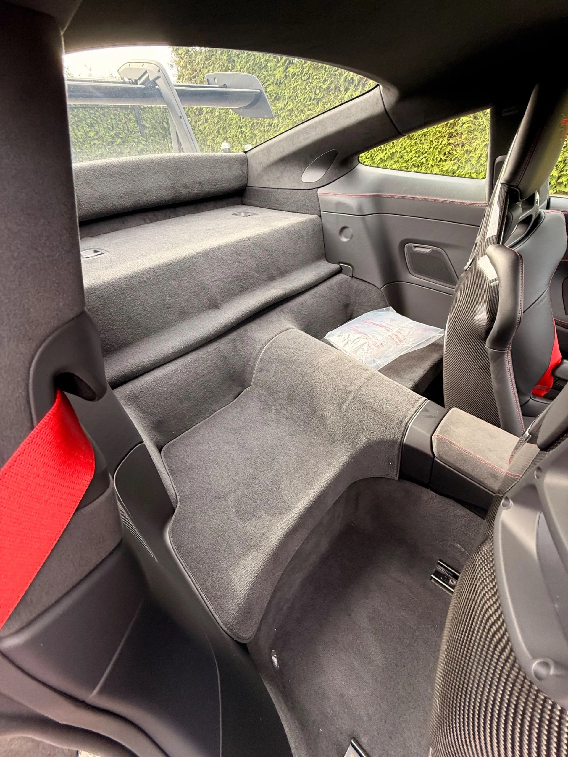 mph008_2779799105_13100_p9_l_f71e418b21