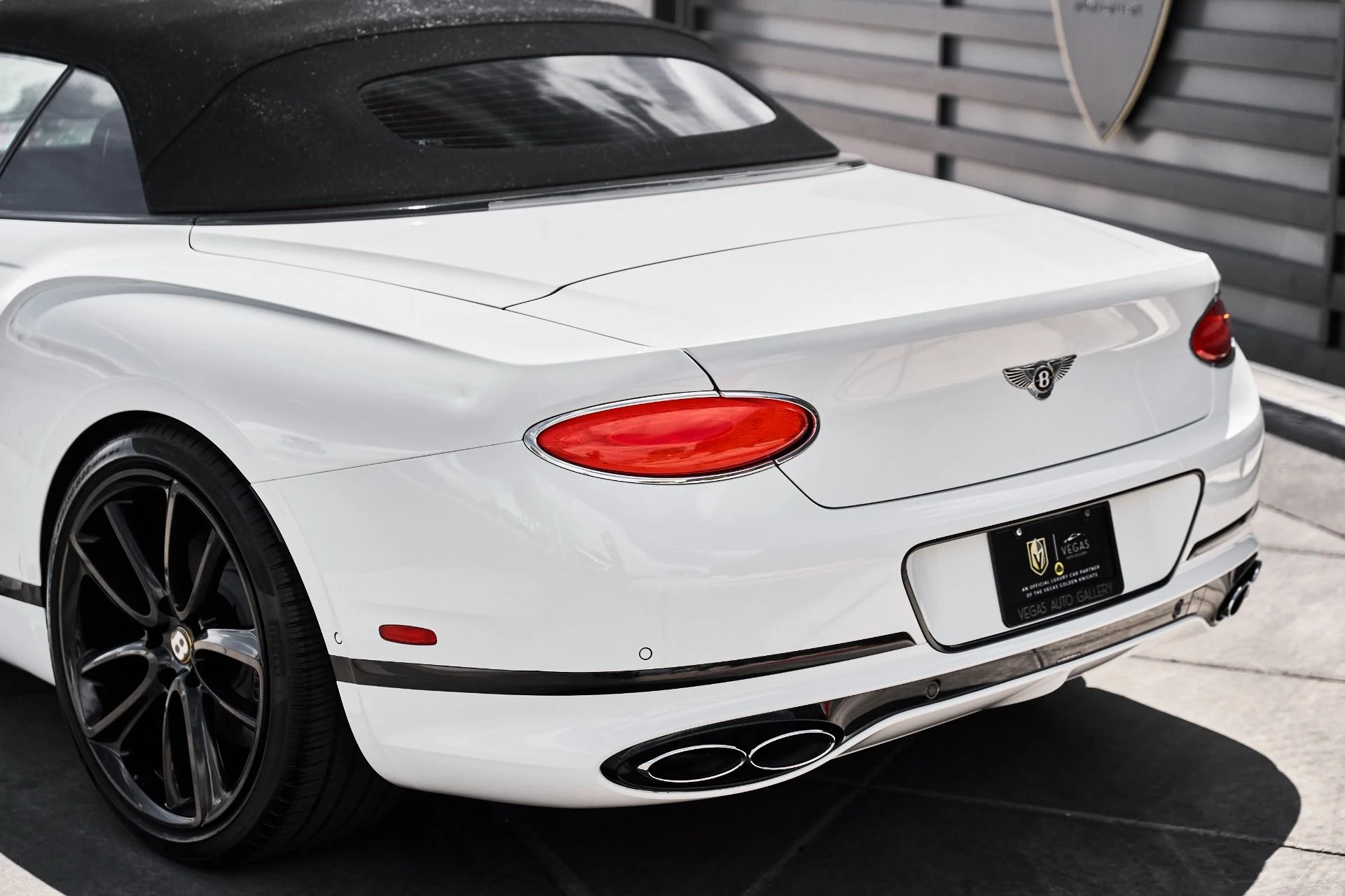 mph008_2784144486_Used_2020_Bentley_Continental_GT_V8_1777078724_03caeeb0b7