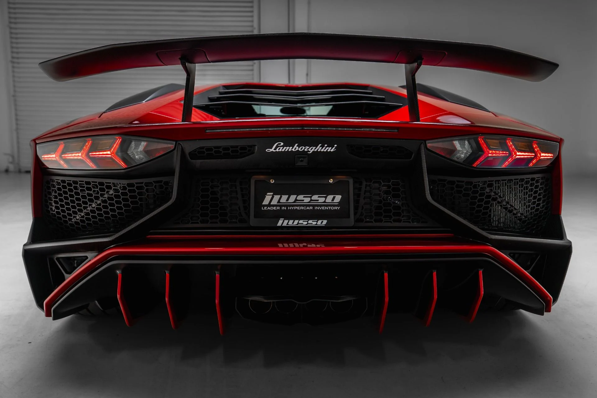 mph008_2794256284_Used_2016_Lamborghini_Aventador_LP_750_4_SV_1780962479_c4337a3163